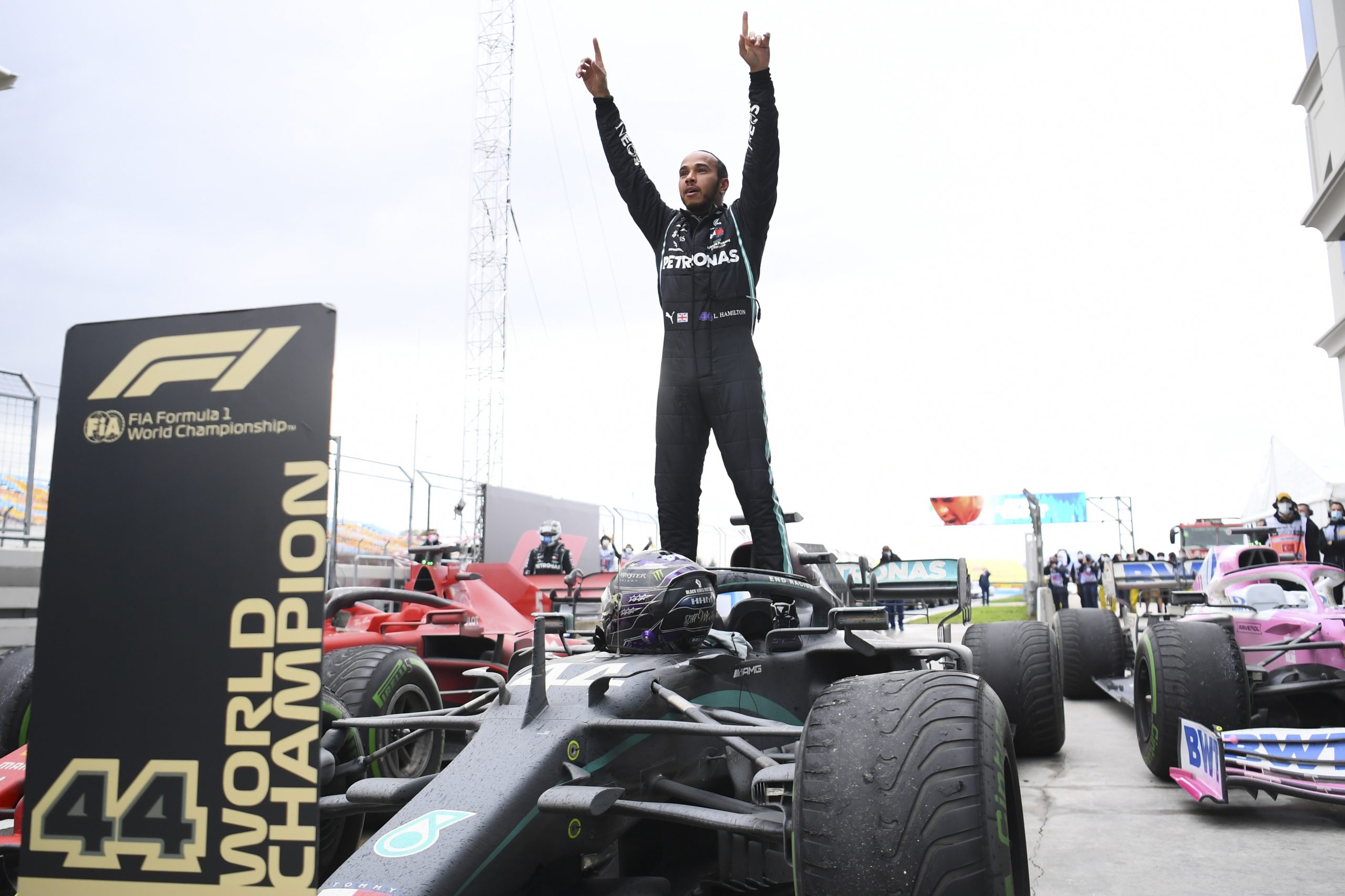 Lewis Hamilton a caminho de ser o melhor de sempre da Fórmula 1