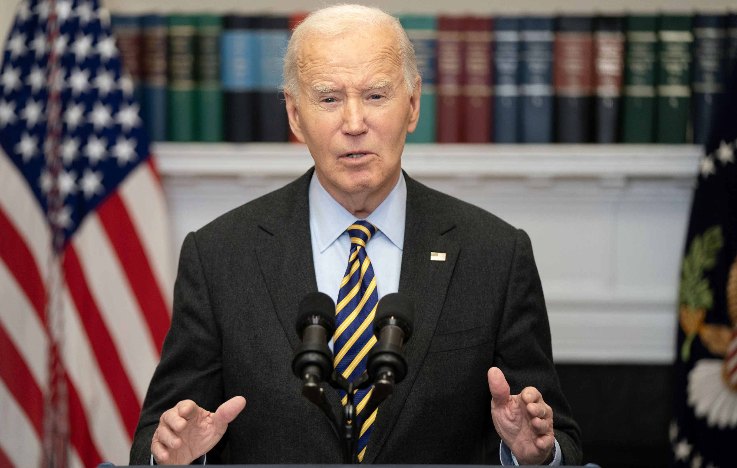 Joe Biden afirma ter “lançado as bases” para Donald Trump “proteger” Ucrânia da invasão russa