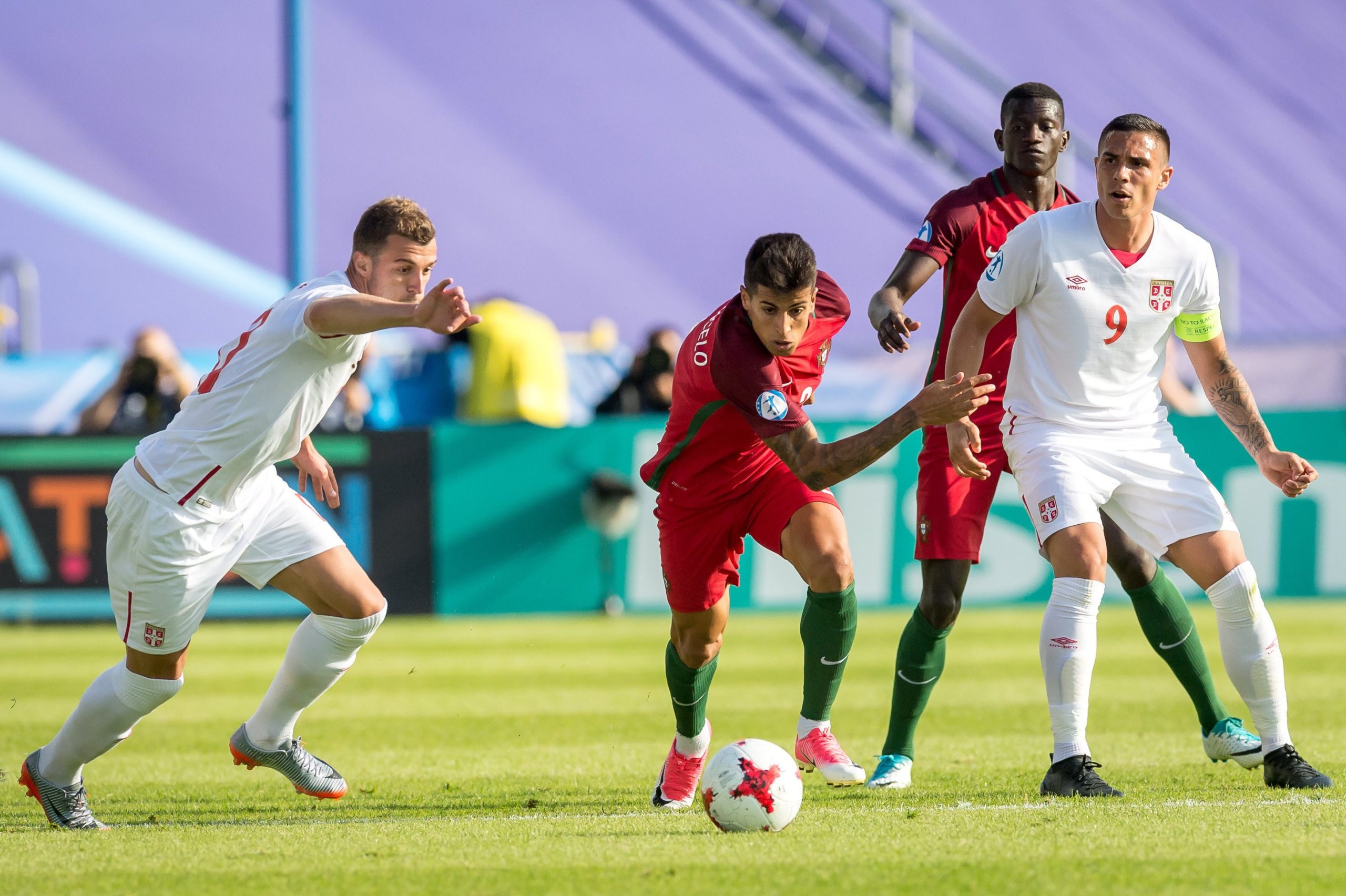 Euro Sub-21: Portugal estreia-se com triunfo diante da Sérvia