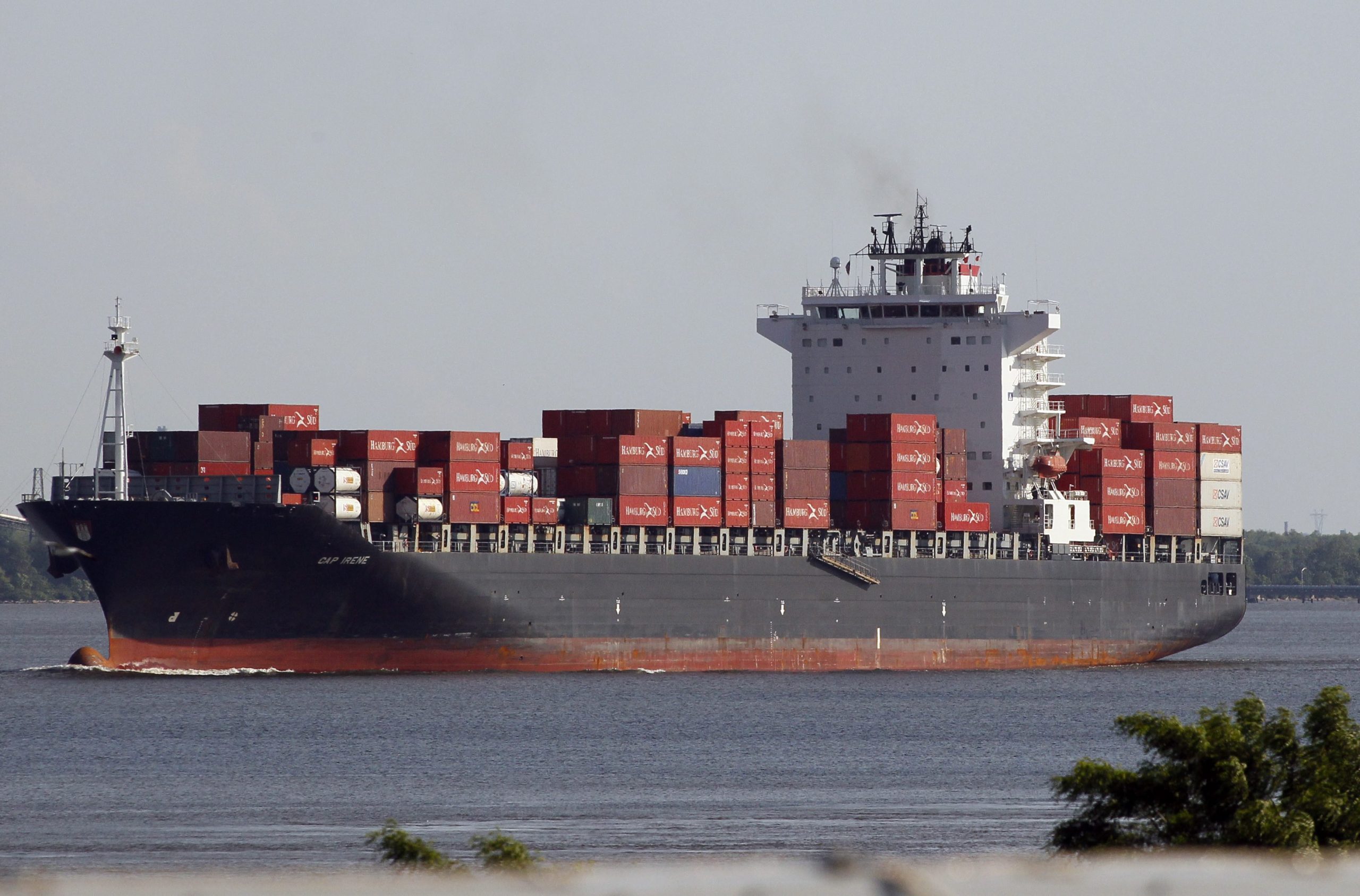 No Dia Mundial dos Oceanos, ambientalistas alertam para poluição gerada por navios que passam perto da costa portuguesa