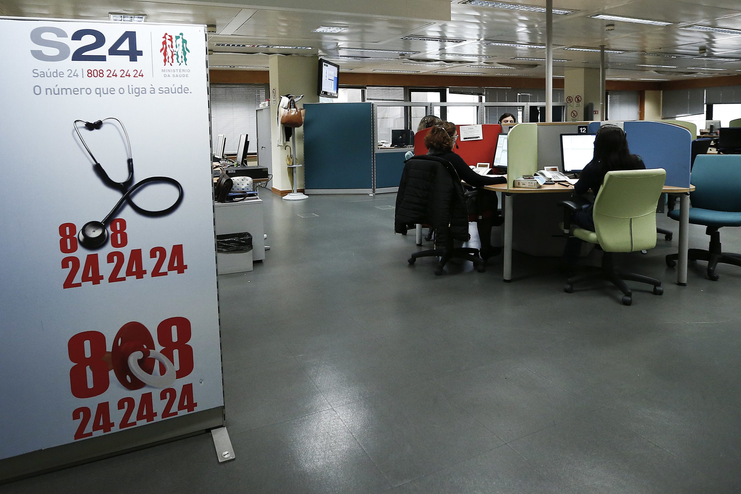 Covid-19: Aprovada gratuitidade da linha SNS24