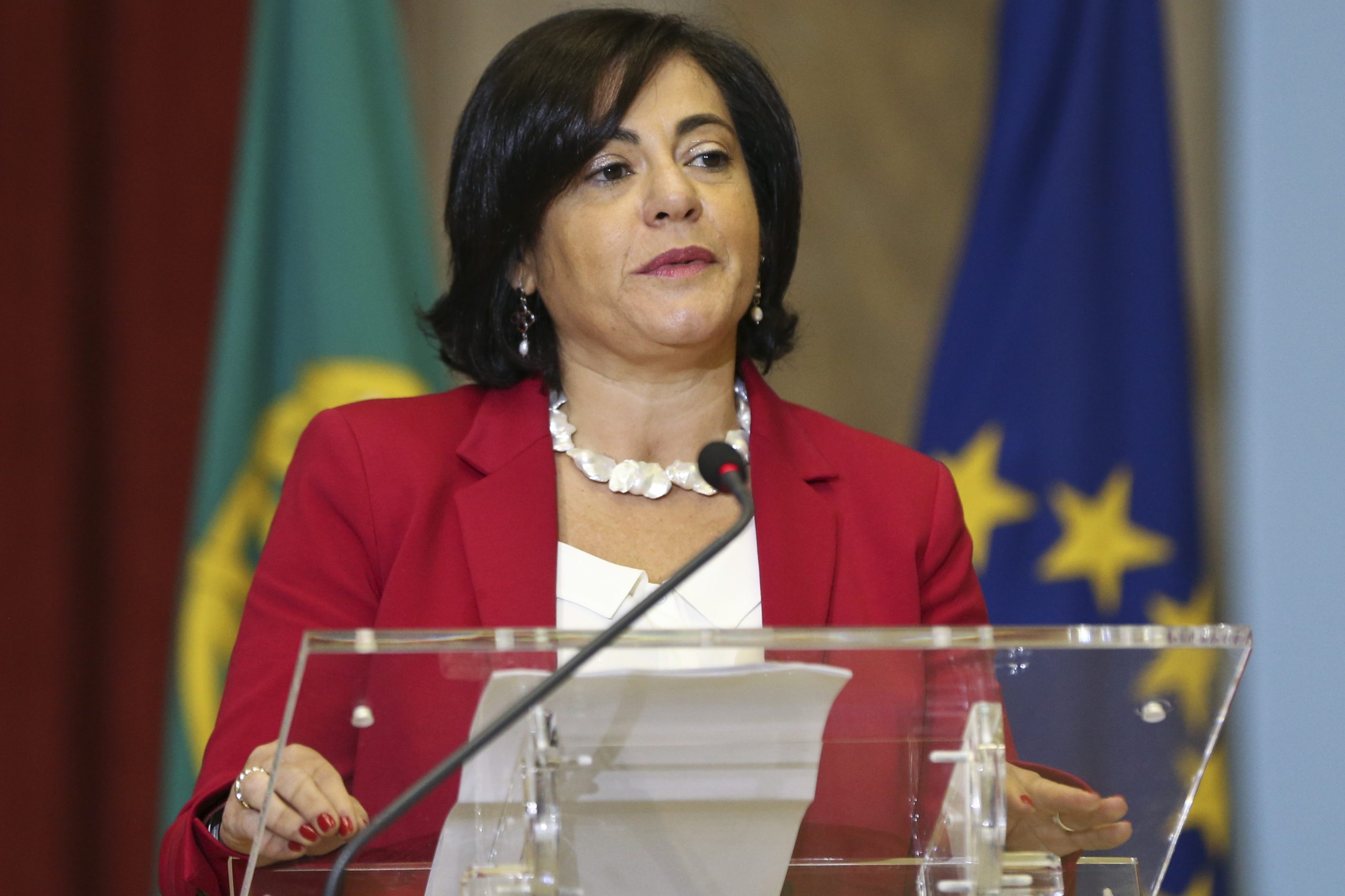 CMVM considera “ilegal” corte de gastos imposto pelo Governo