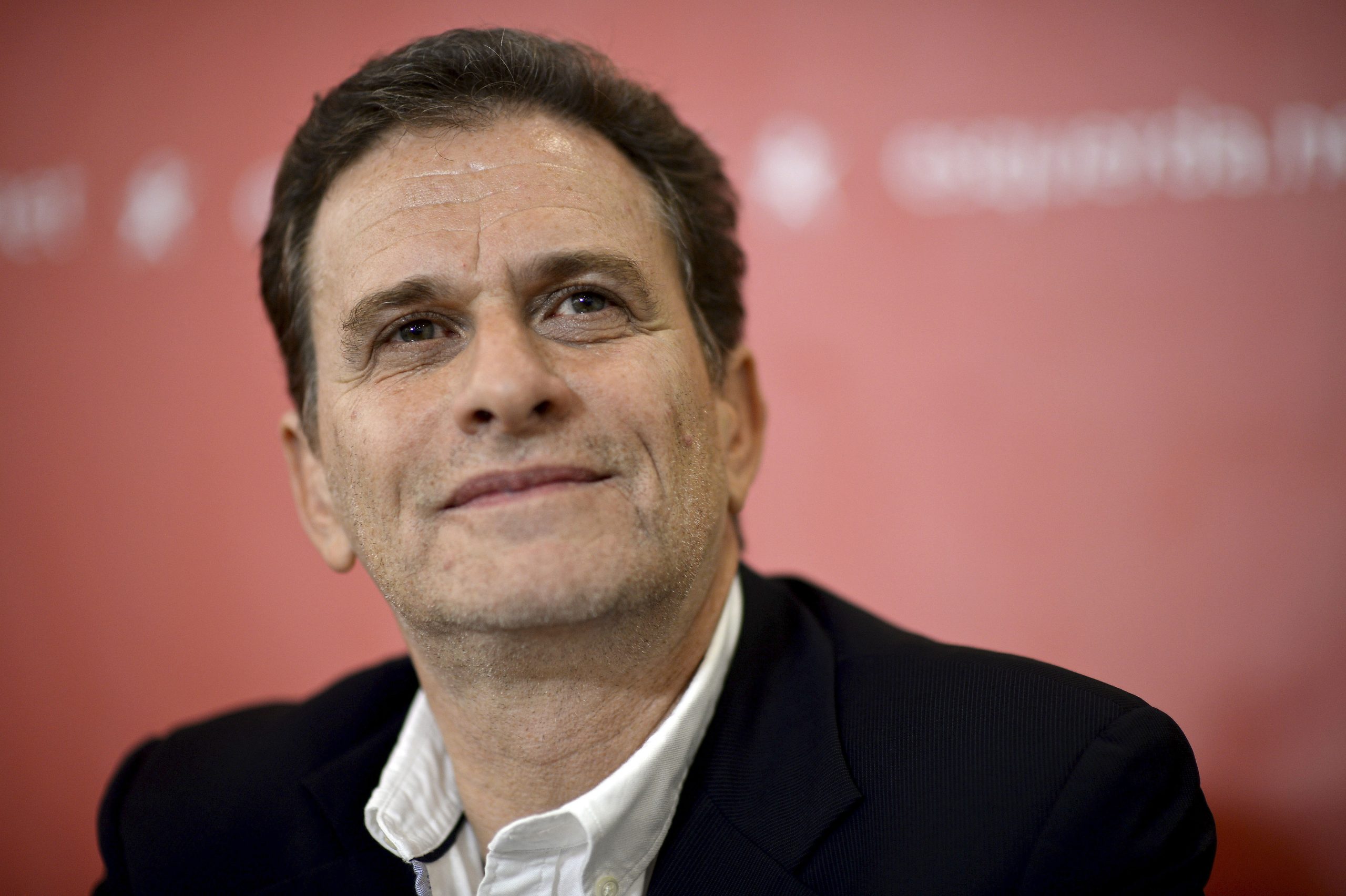 “Nós não queremos cavar trincheiras”. Ex-deputado Pedro Soares critica fechamento e fulanização do BE