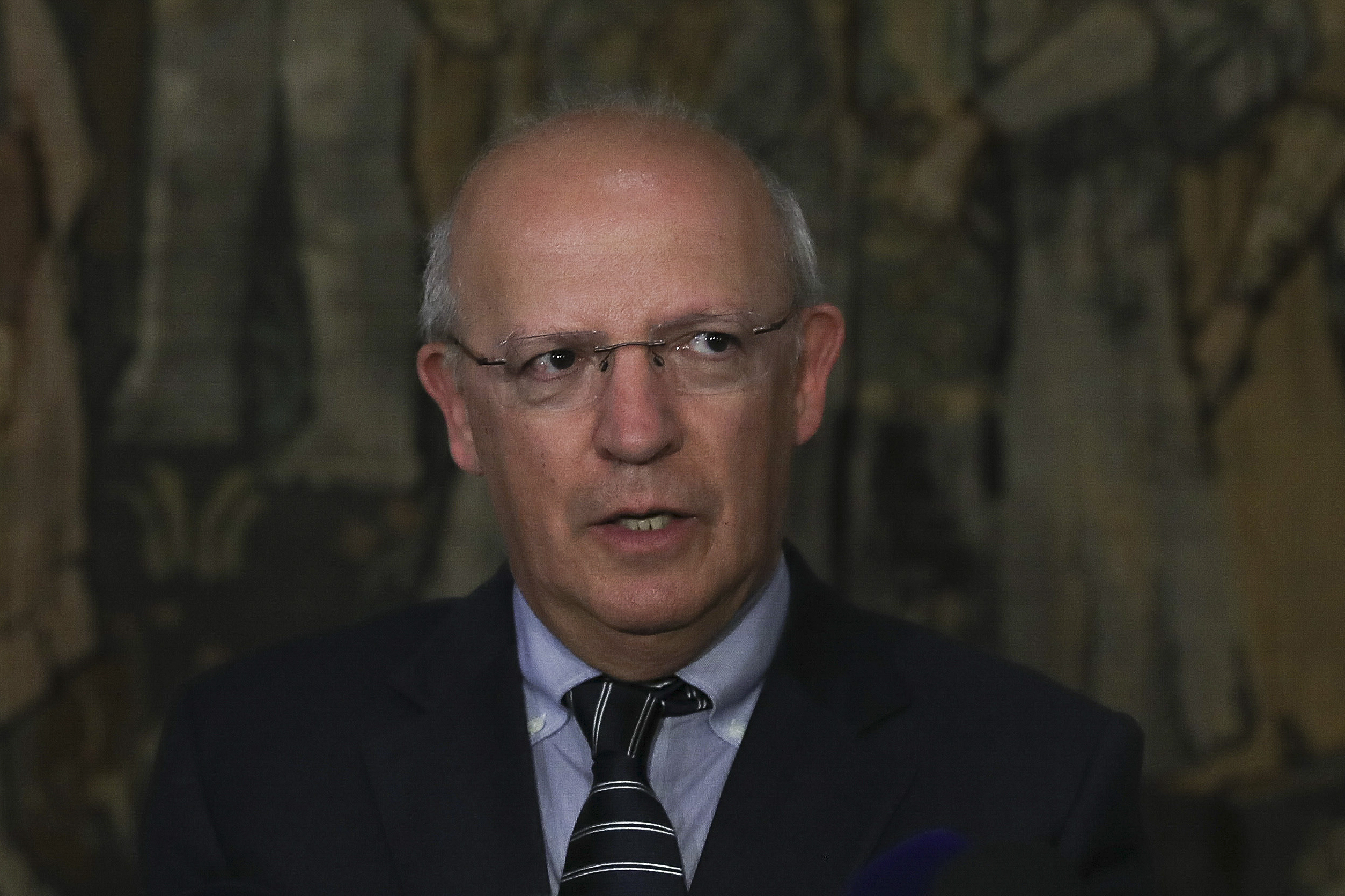 Ministro dos Negócios Estrangeiros critica queixas dos EUA sobre NATO e diz que contribuições não são só dinheiro