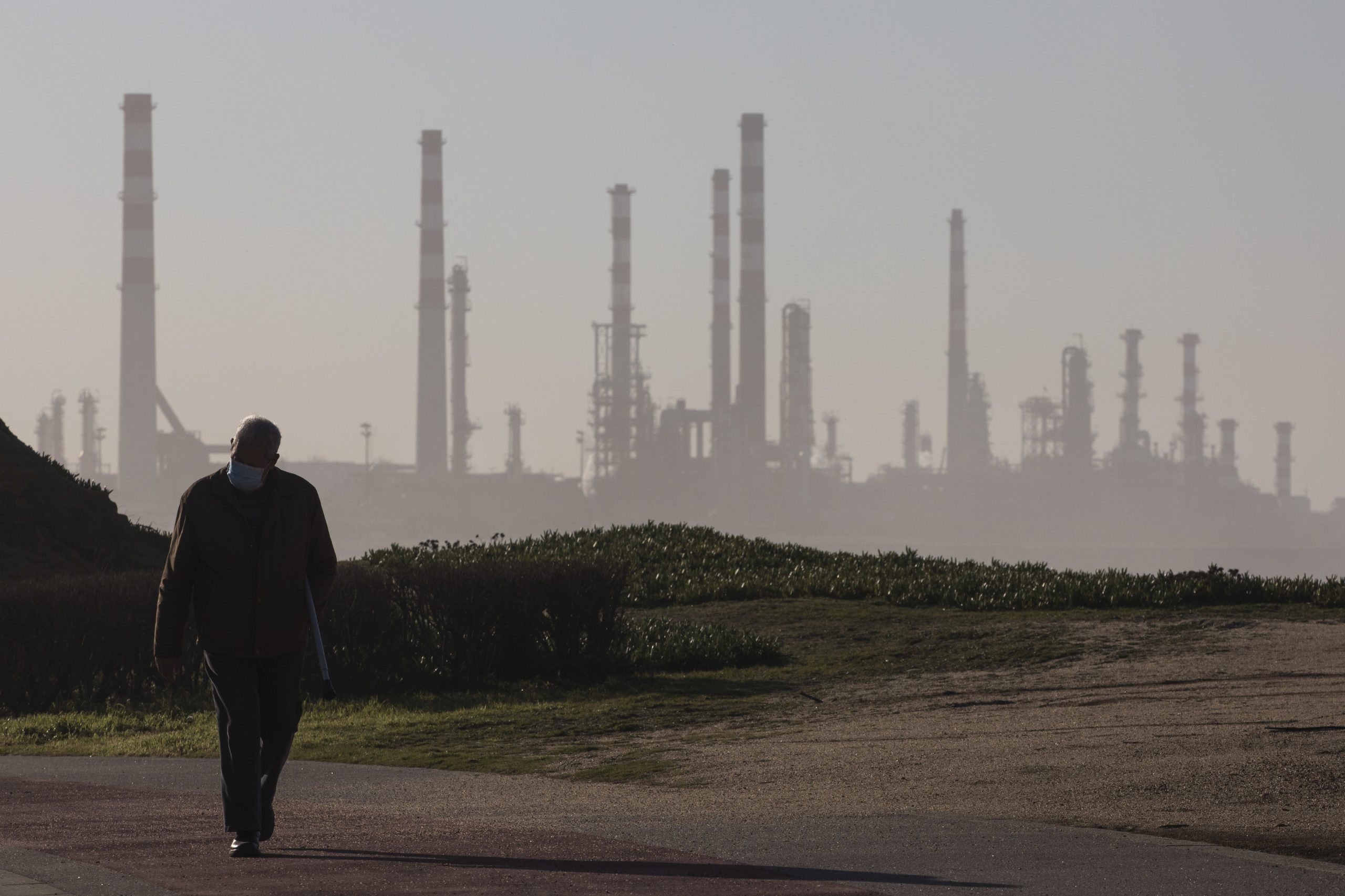 UE tem reduzido químicos prejudiciais à saúde e ambiente, mas ainda é insuficiente