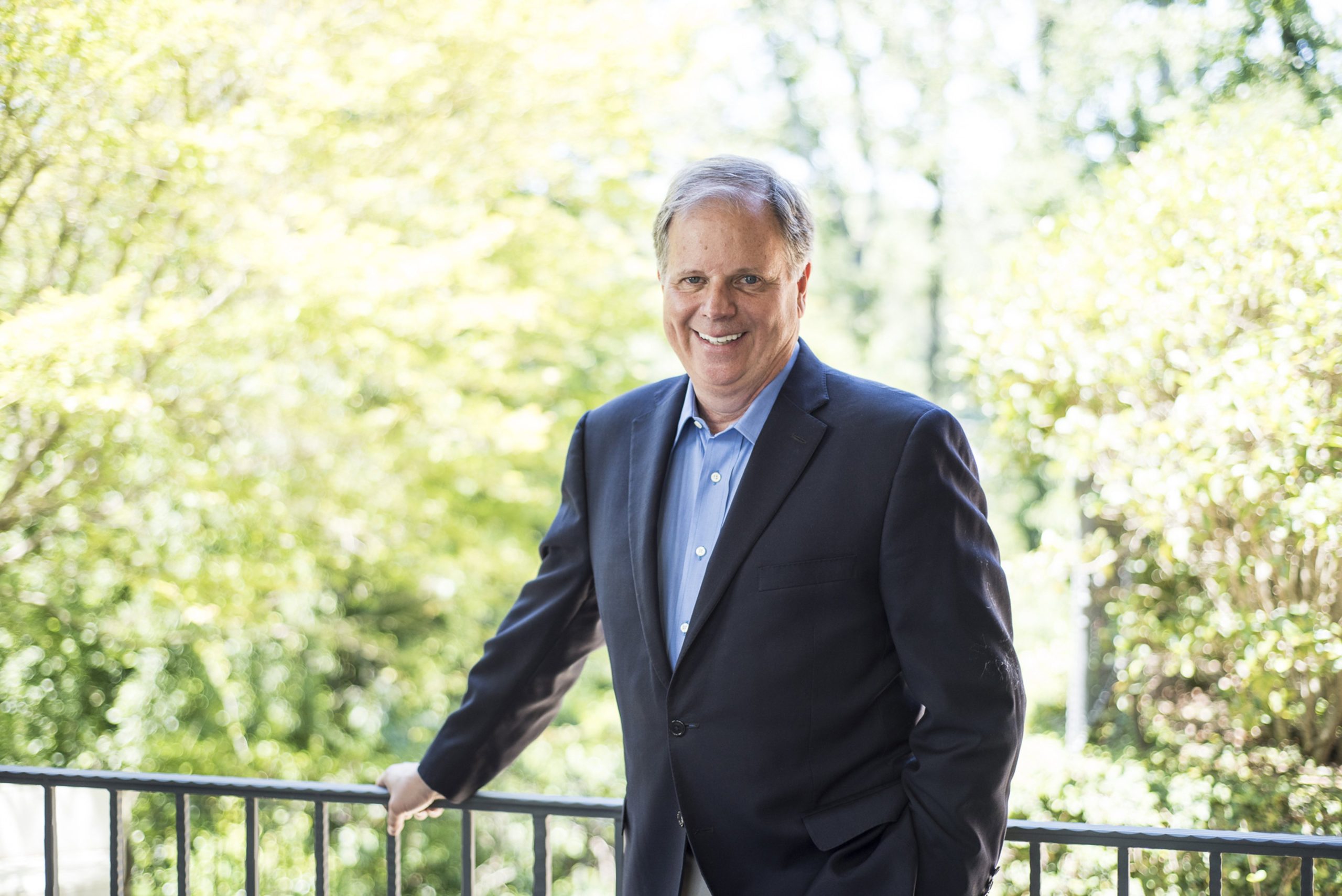 Vitória histórica do democrata Doug Jones no Alabama declarada oficial