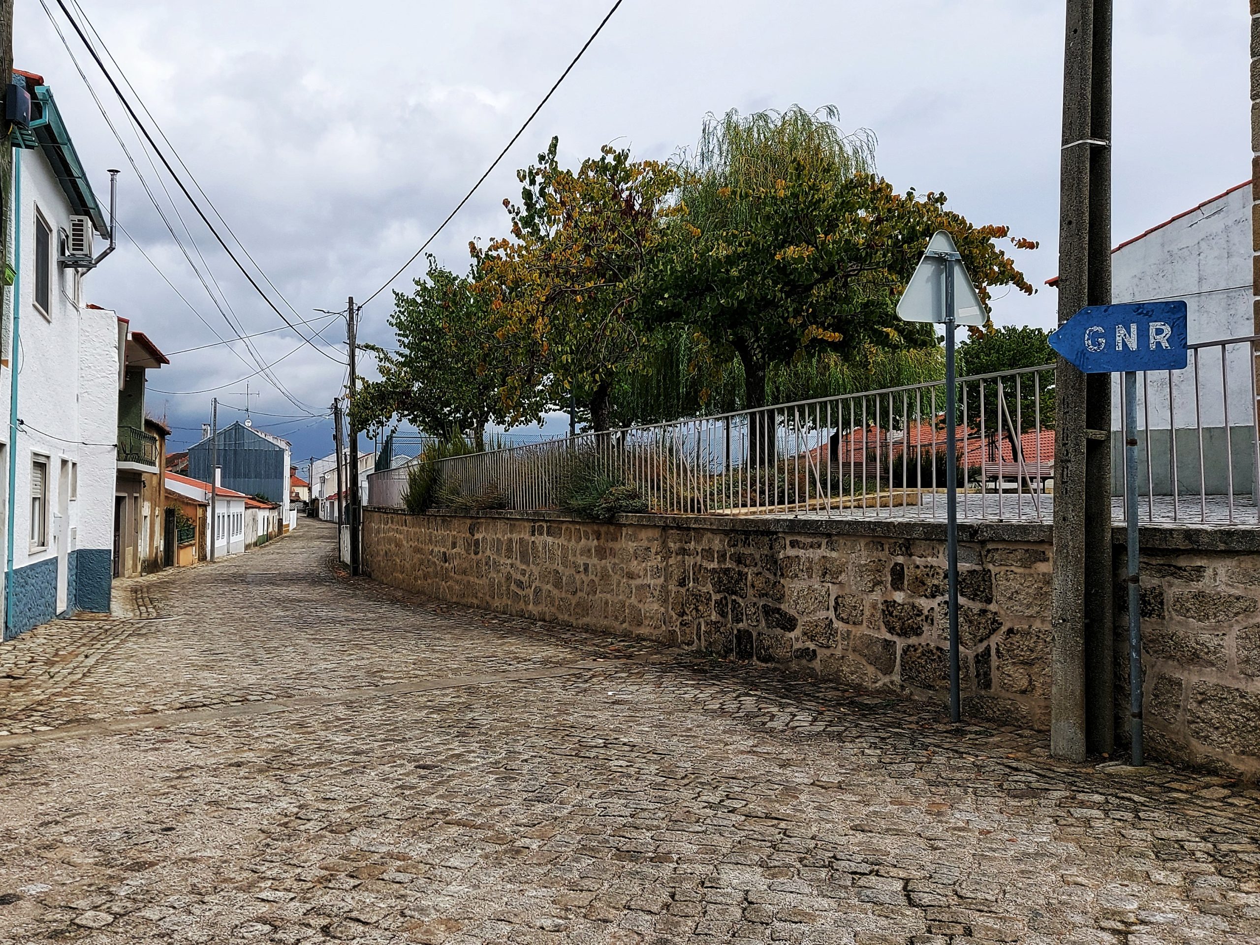 Em Castelo Branco reclusos vão trabalhar na higiene e limpeza pública urbana
