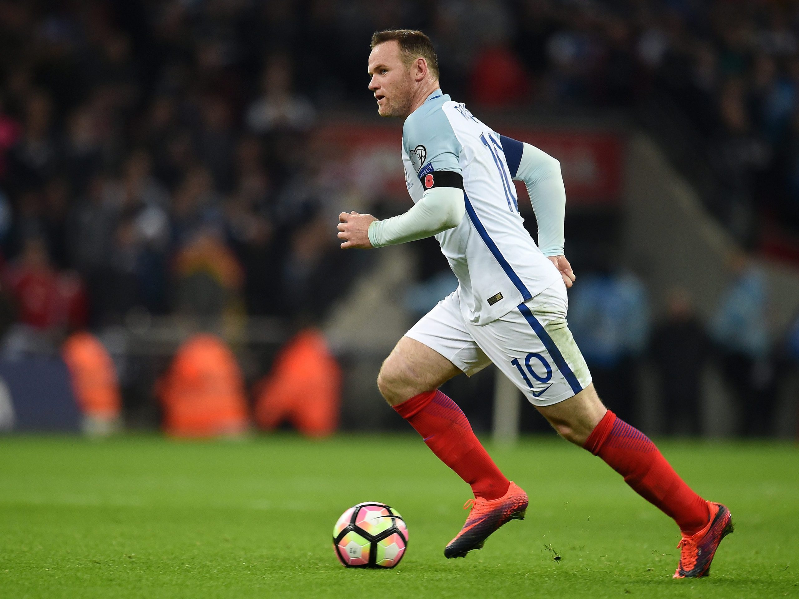 Mundial2018: Problemas num joelho afastam Rooney de particular com Espanha
