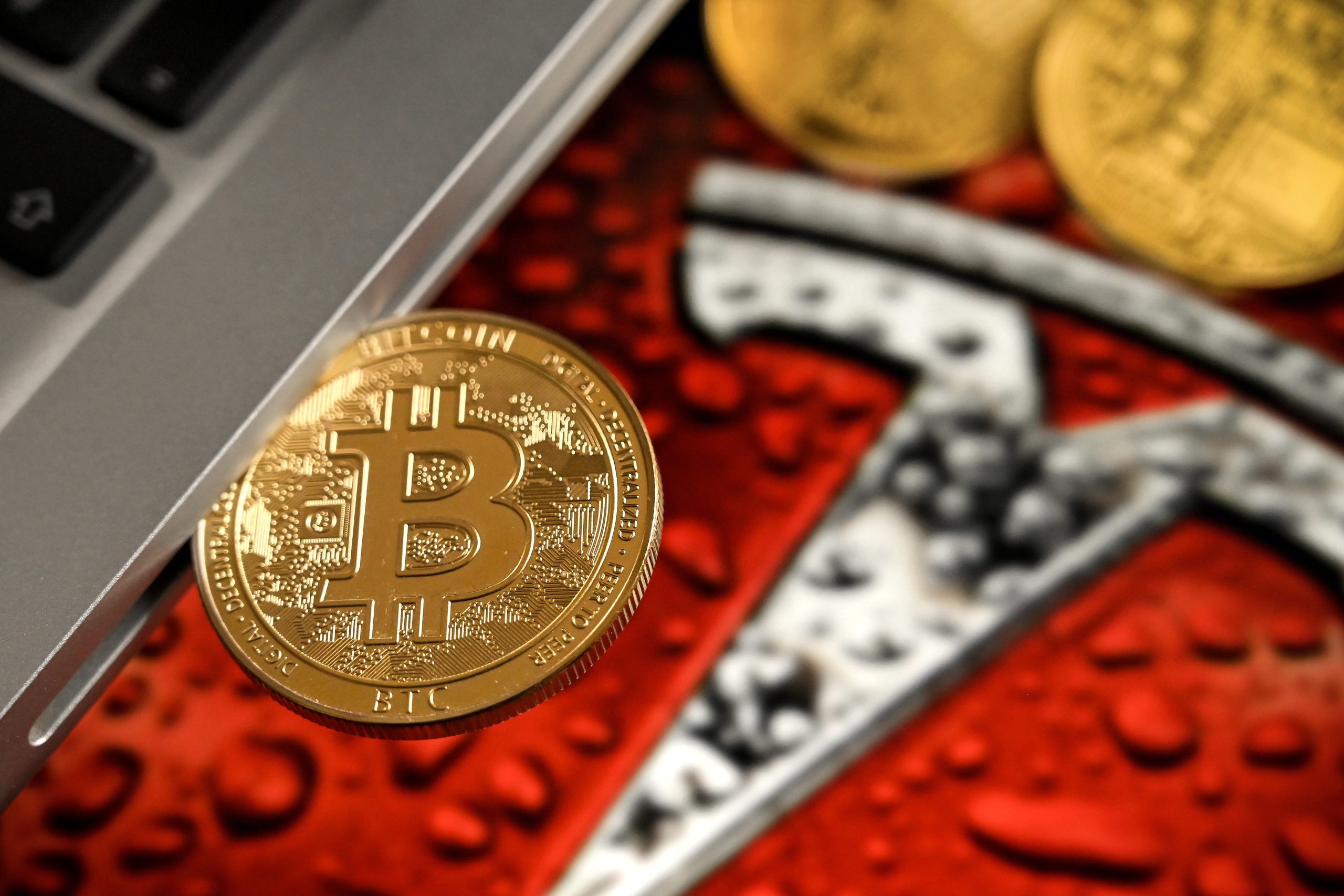 El Salvador torna-se no primeiro país a reconhecer bitcoin como moeda de troca legal