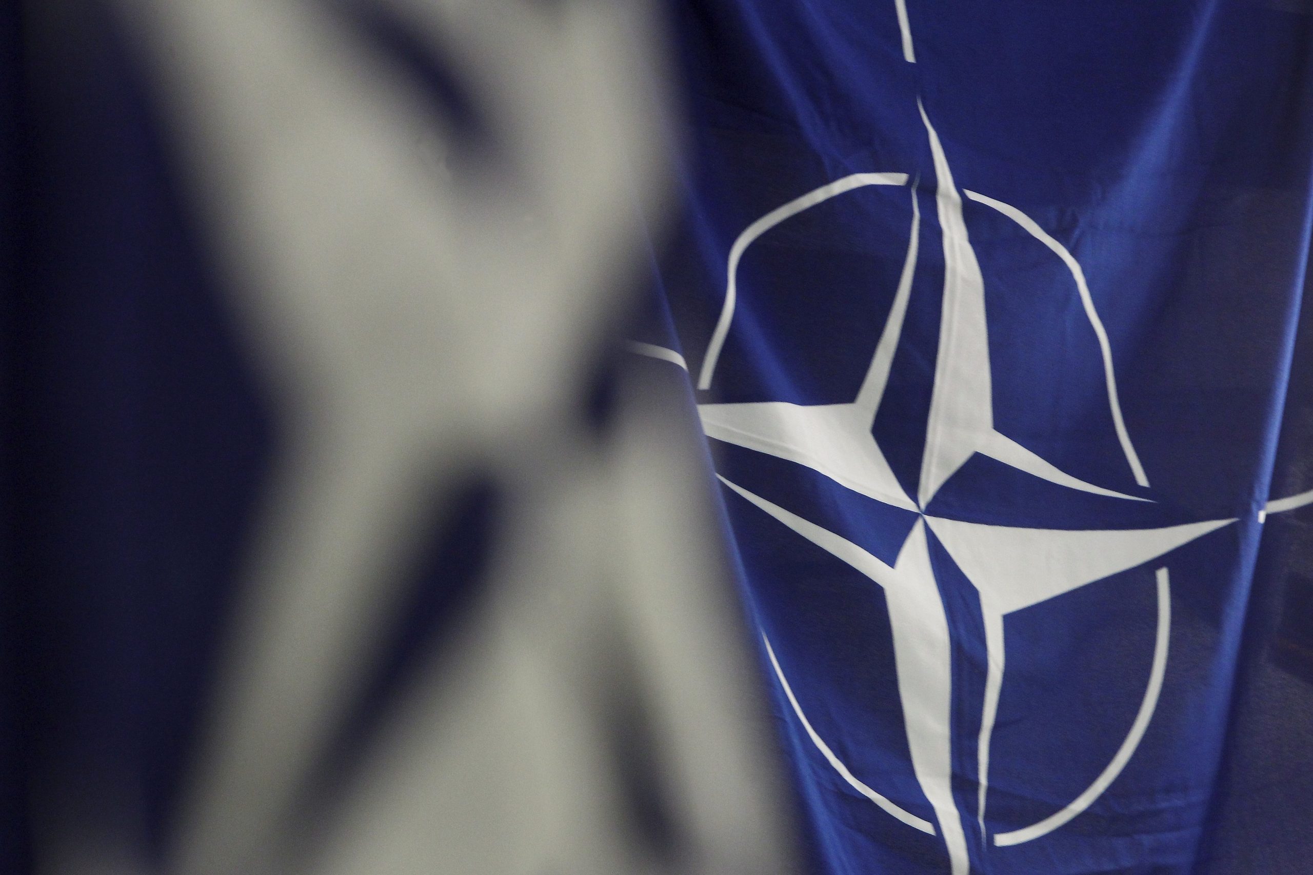 Cimeira da NATO arranca em Haia com apelo a mais investimento em defesa