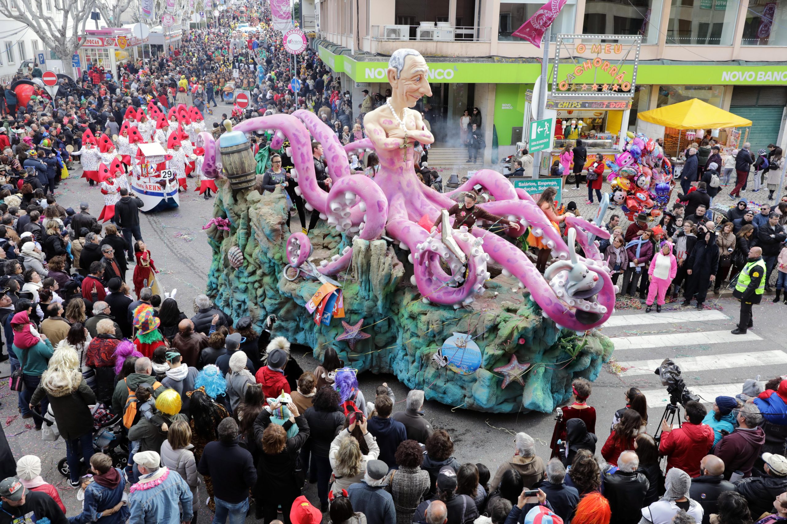 Carnaval de Torres Vedras à espera de 400 mil visitantes entre 1 e 5 de março
