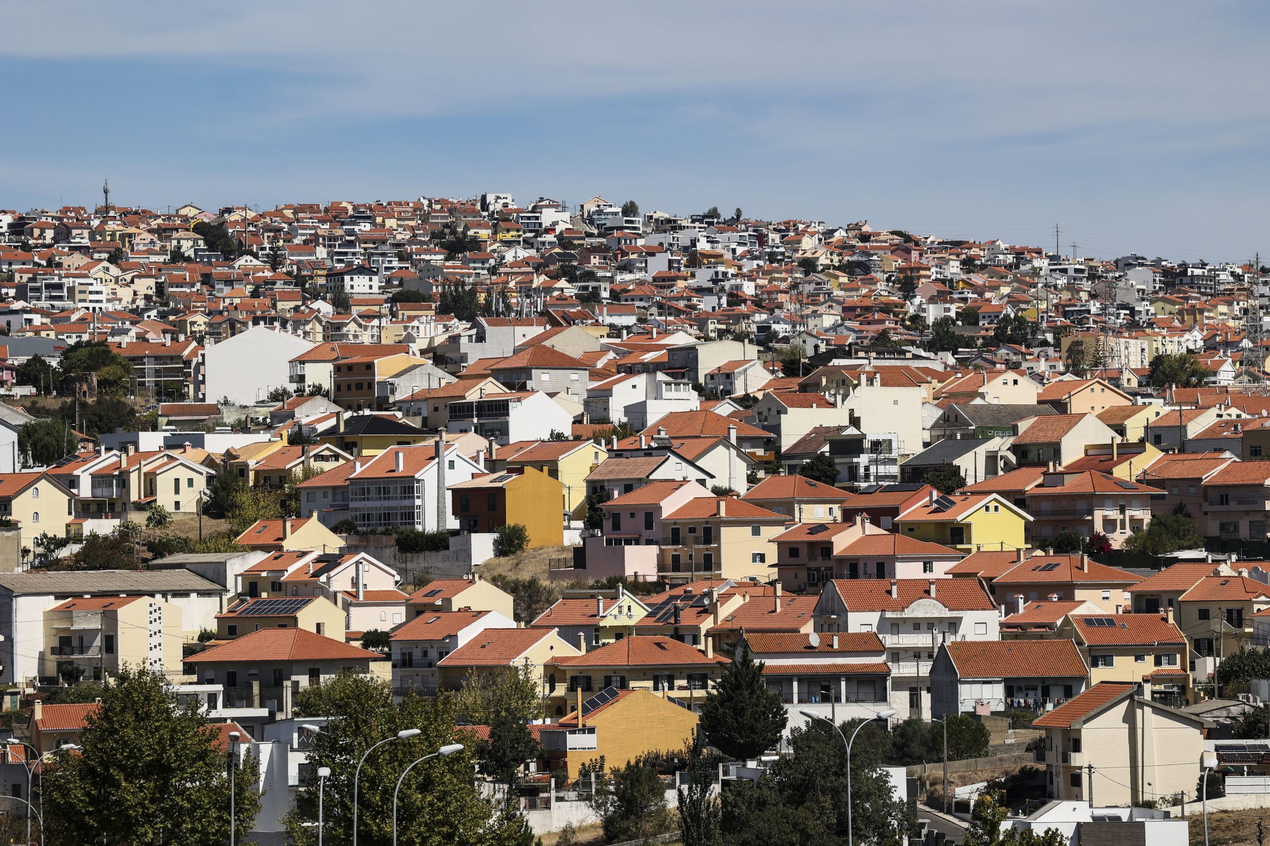 Programa Arrendar para Subarrendar sorteia 106 casas de renda acessível