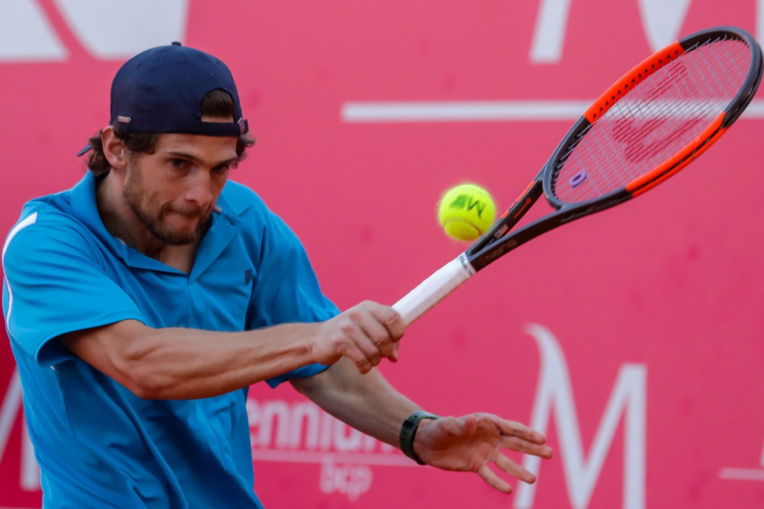 Estoril Open: Pedro Sousa apura-se para a segunda ronda