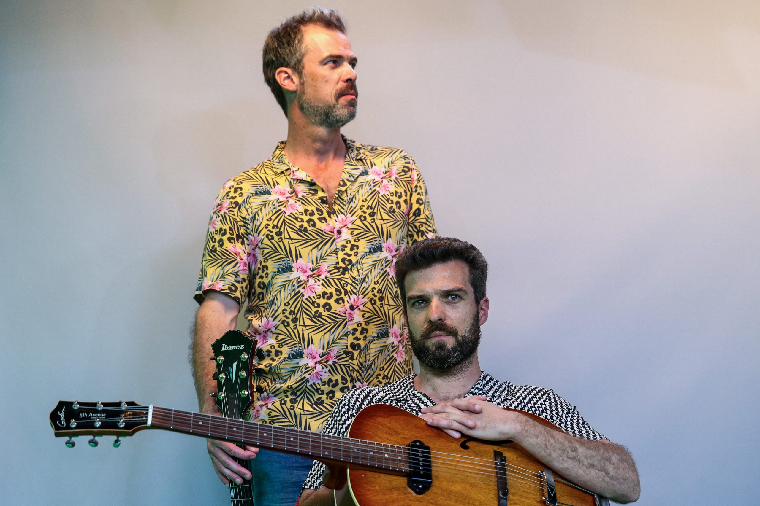 Guitarristas Mano a Mano editam disco-livro inspirado na arte de Lourdes Castro