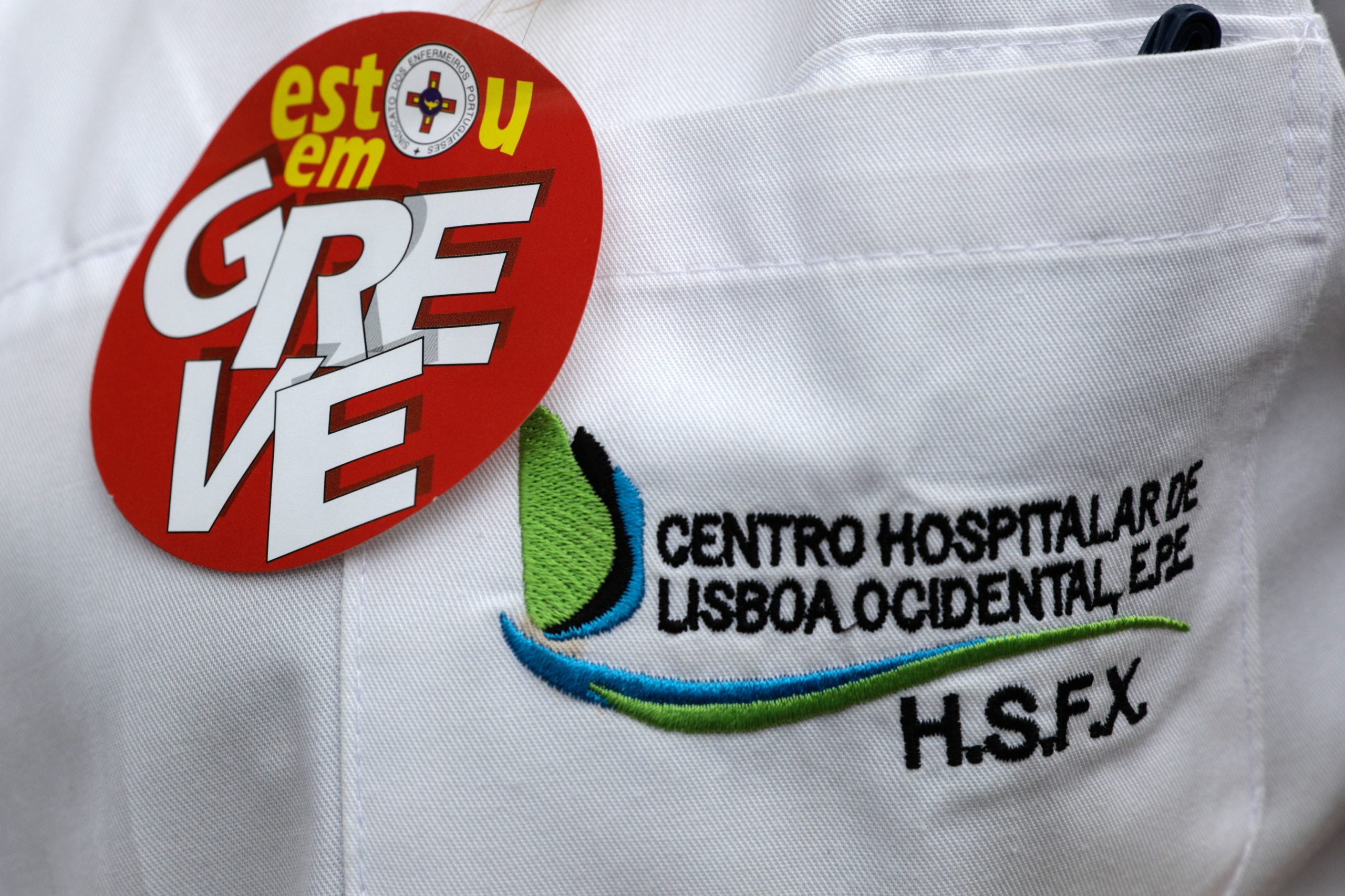 Asseguradas cirurgias, urgências e tratamentos oncológicos em greve de enfermeiros e técnicos
