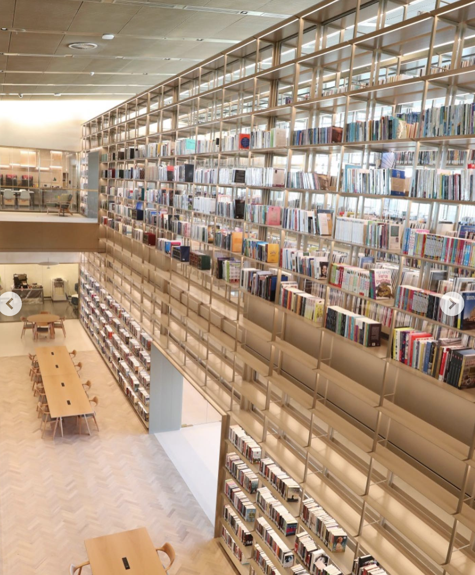 Sharjah. O que sabemos do emirado que doou 8 milhões de euros à Biblioteca Joanina e do seu emir