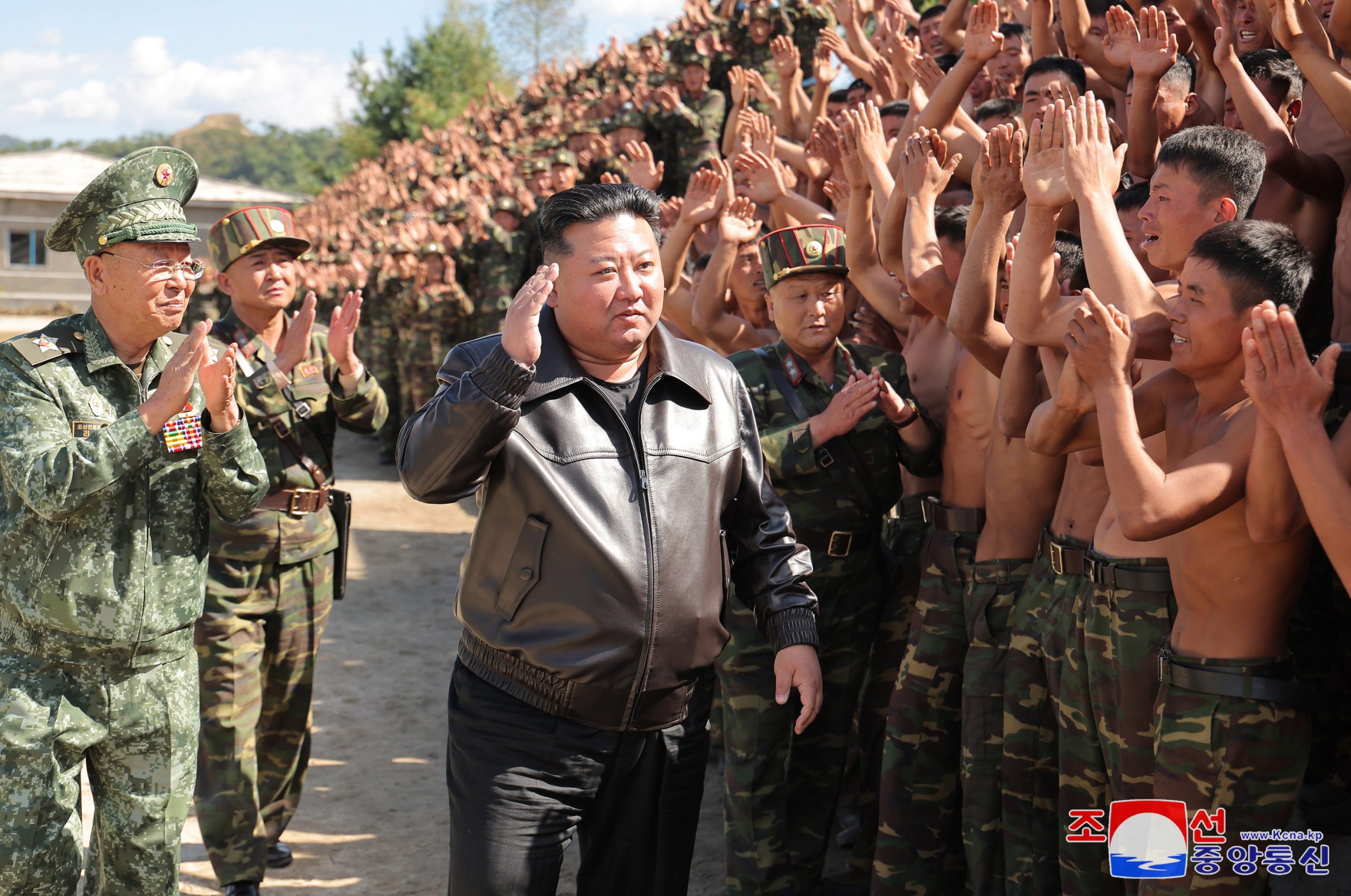 Mais de um milhão de jovens alistaram-se no exército norte-coreano