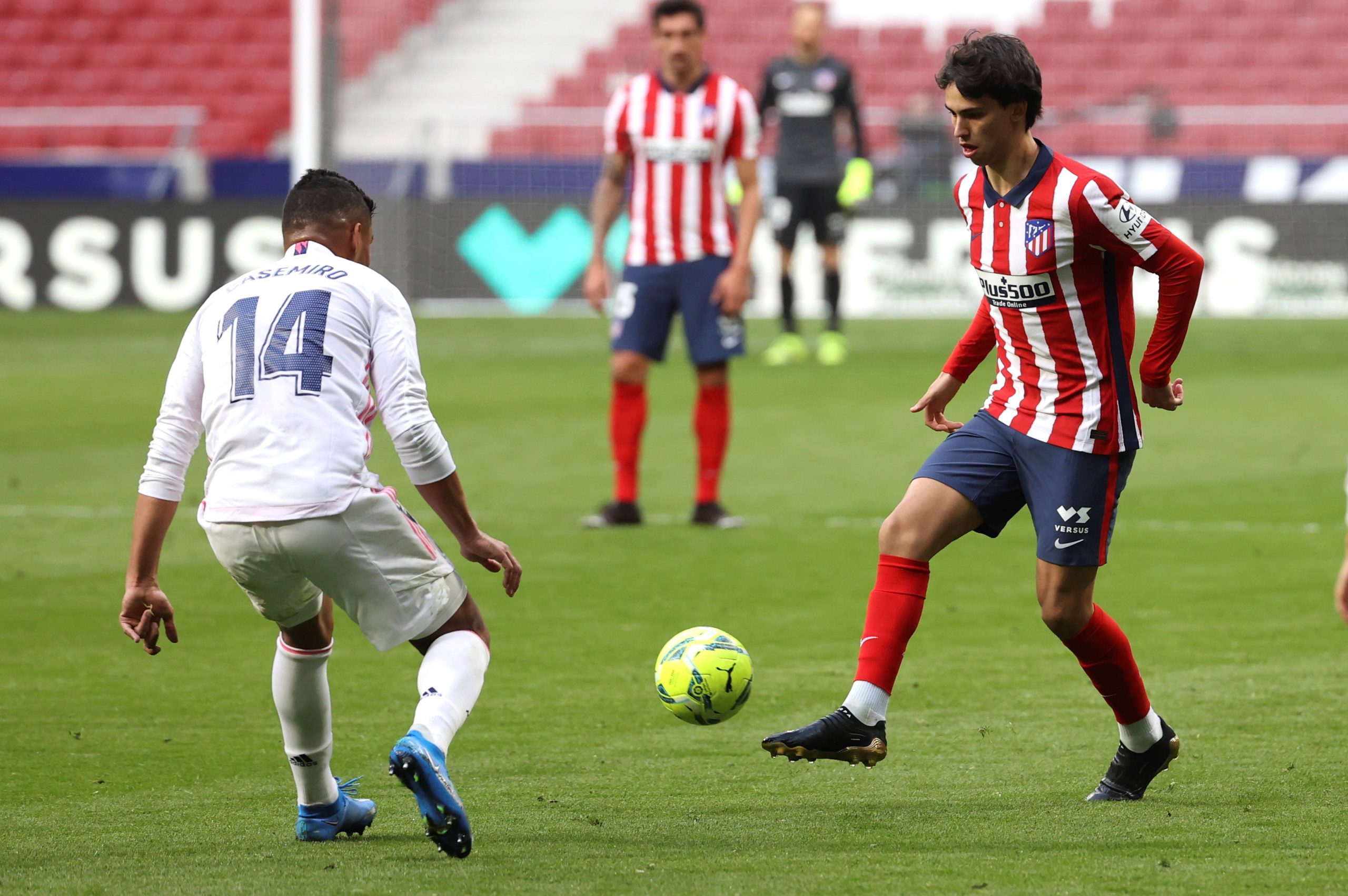 Empate no dérbi de Madrid deixa Barcelona a três pontos do líder Atlético
