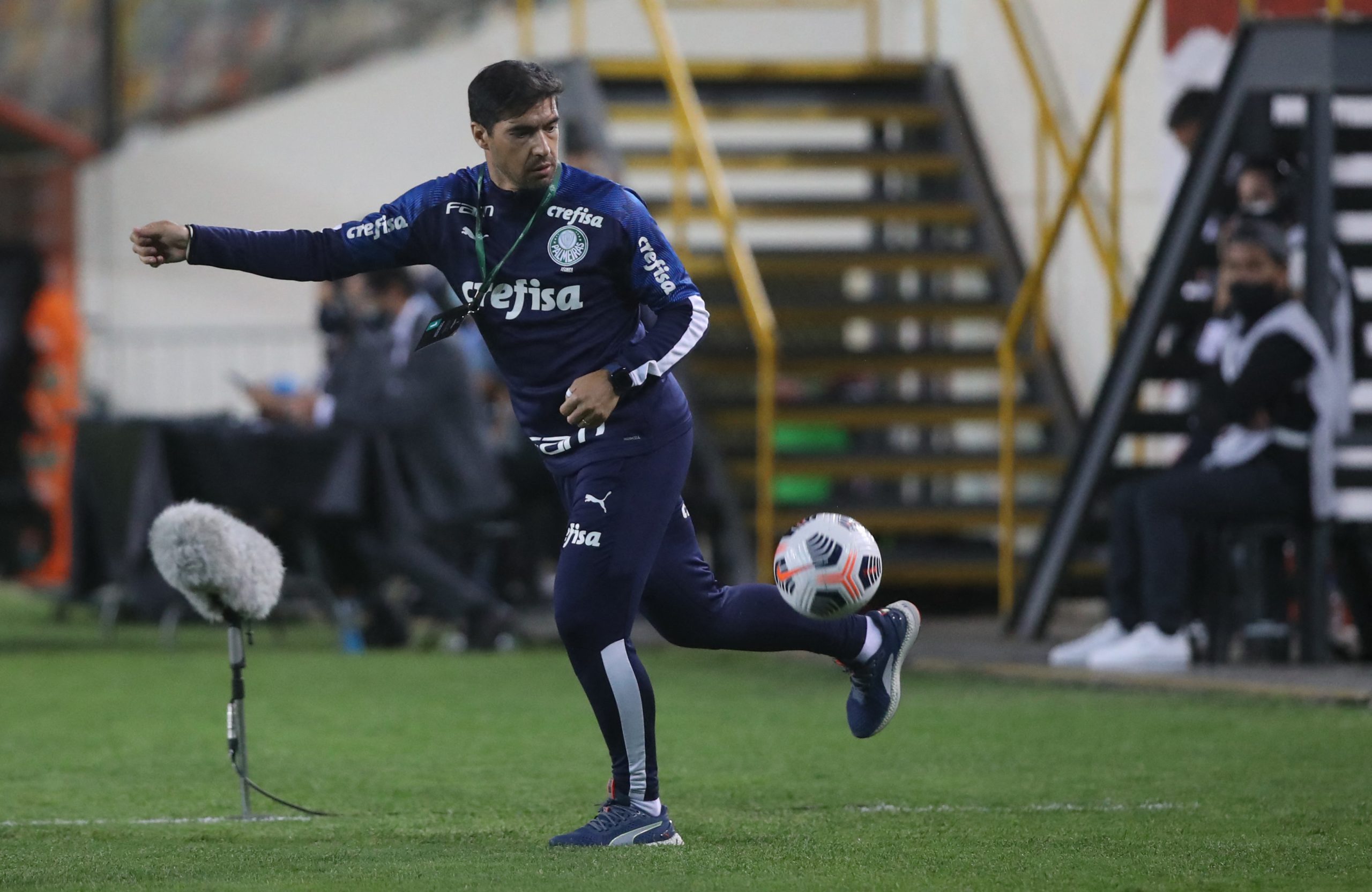 Palmeiras soma os primeiros pontos no Brasileirão