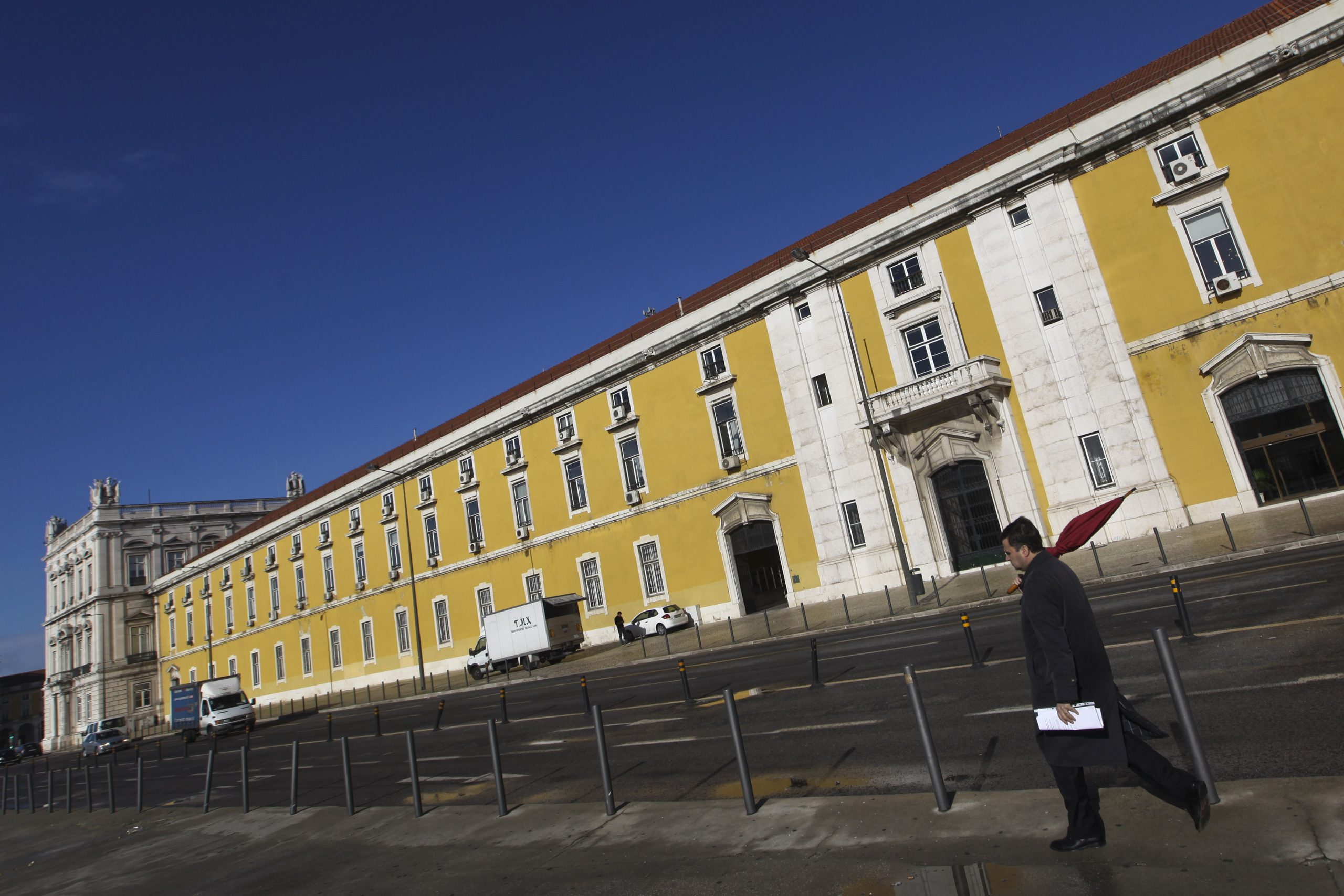 Reembolso do BCP e nova estrutura acionista do BPI reforçam estabilização da banca
