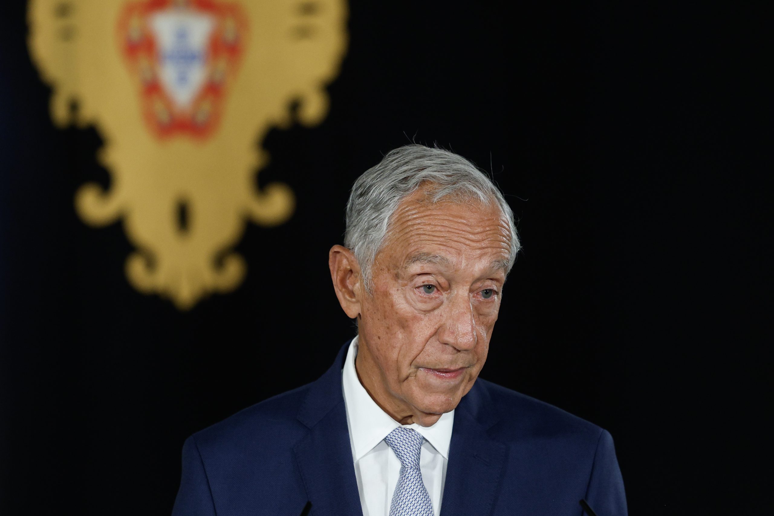 Marcelo confirma ser testemunha do primeiro-ministro em ação contra o ex-governador Carlos Costa