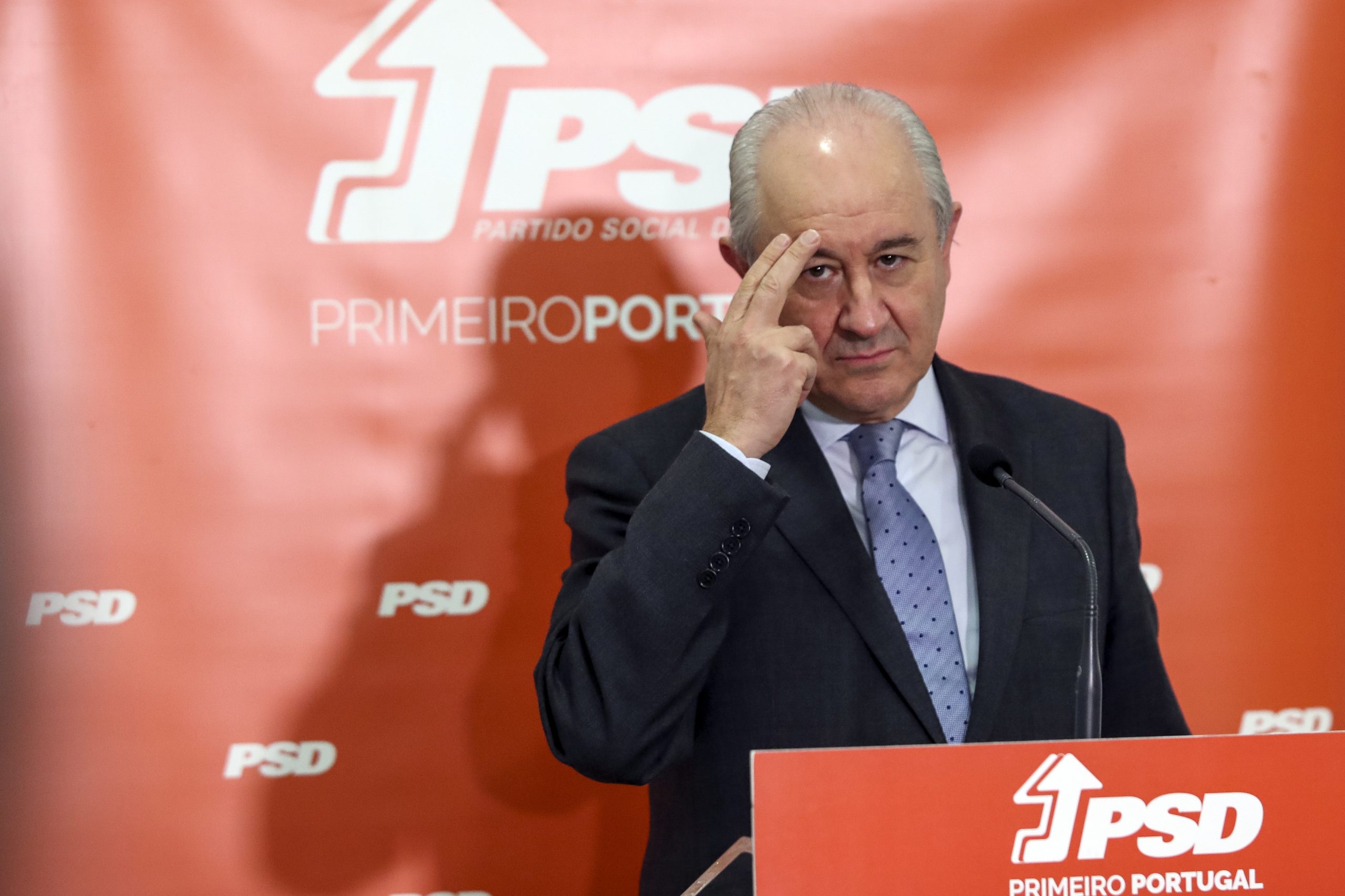 Rui Rio admite acordo parlamentar com PS para pelo menos meia legislatura