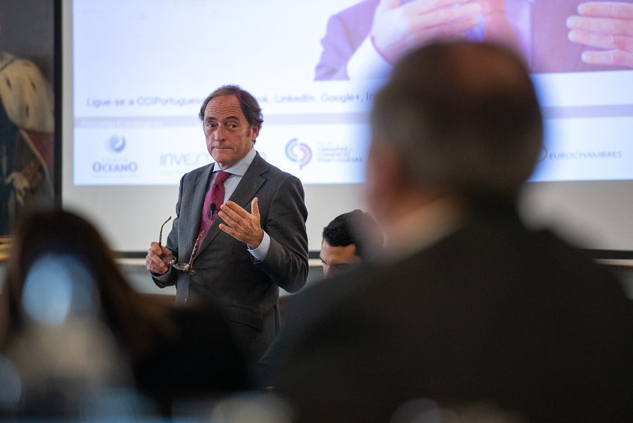 “Olhar, diversificar e arriscar”. Num mundo de protecionismos e tensões comerciais, eis a receita de Paulo Portas para as empresas portuguesas