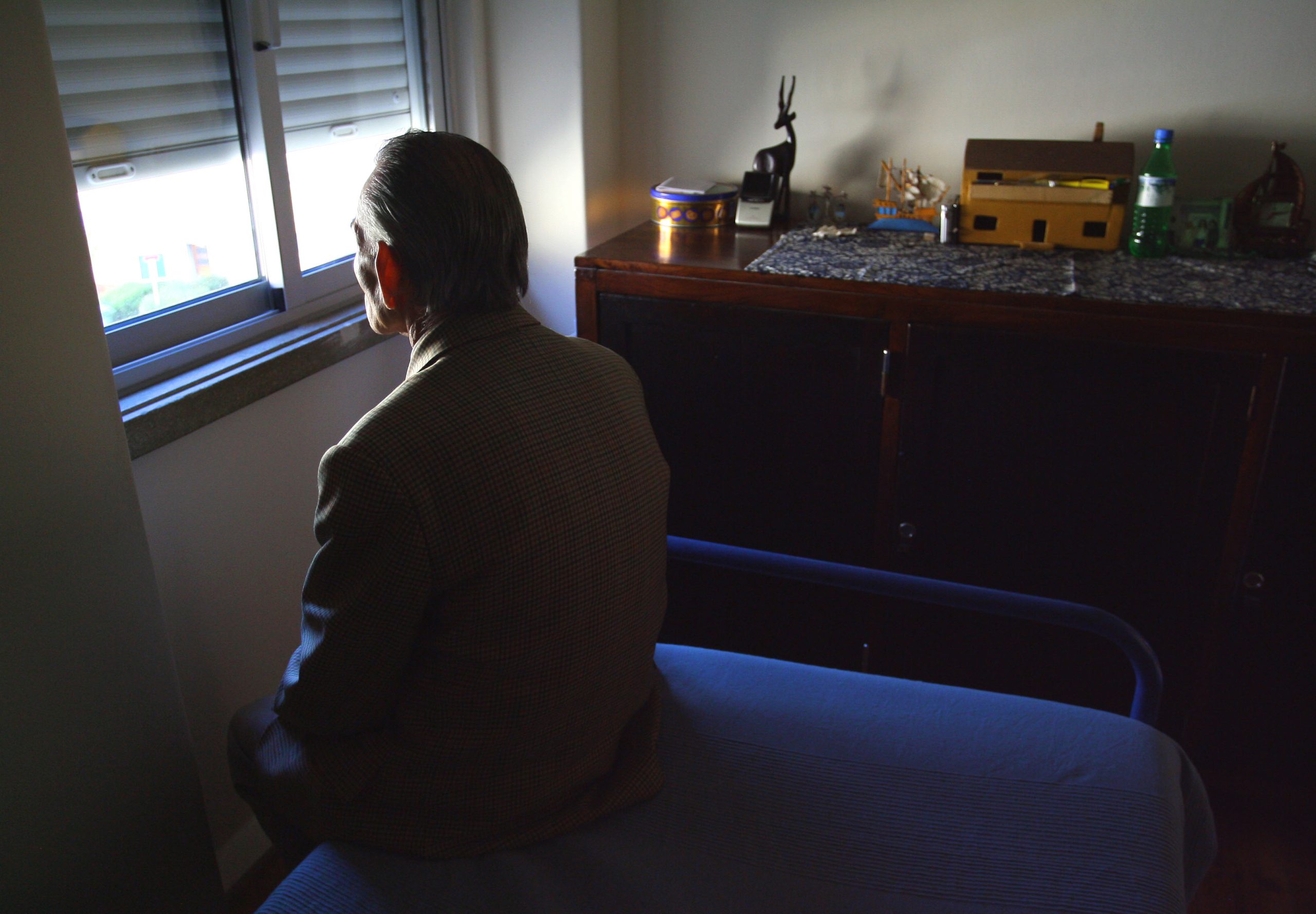 Deco apela ao reforço na saúde mental e aponta espera de três meses em casos “muito prioritários”