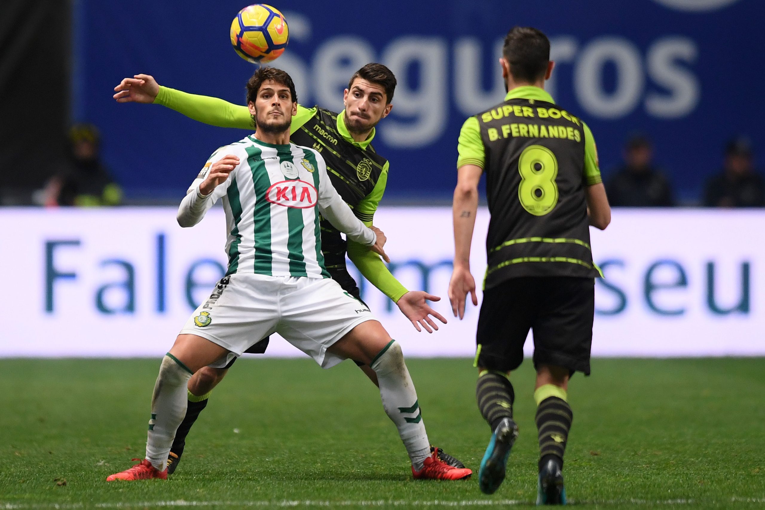 Sporting conquista Taça da Liga