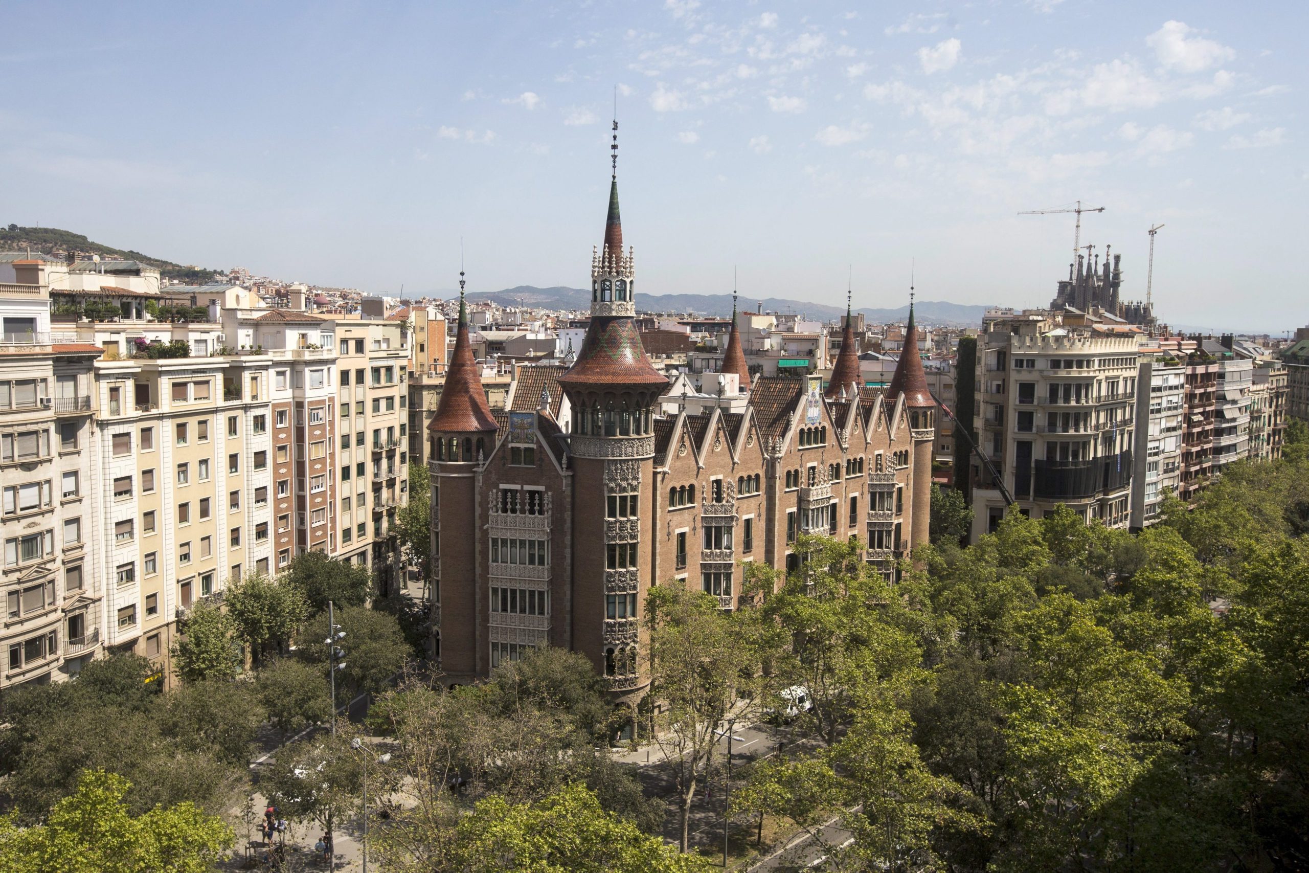 Em Barcelona, o desafio é o equilíbrio entre residentes e turistas