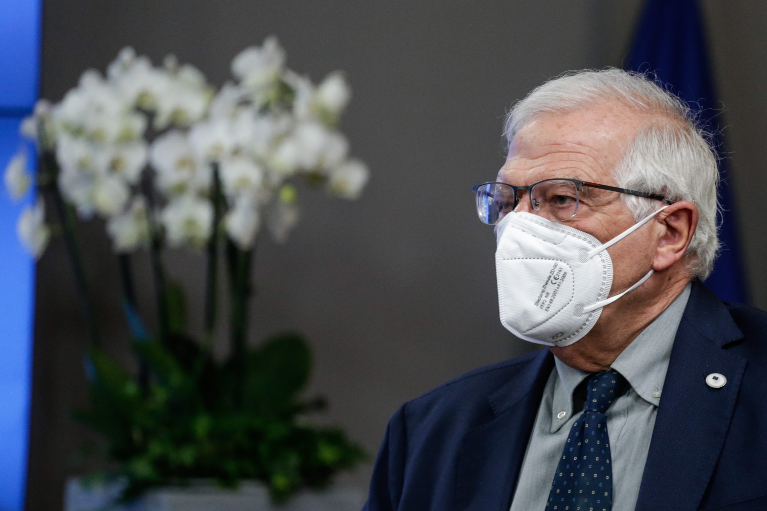 Chefe da diplomacia da EU afirma que mundo não irá superar a pandemia antes de 2023