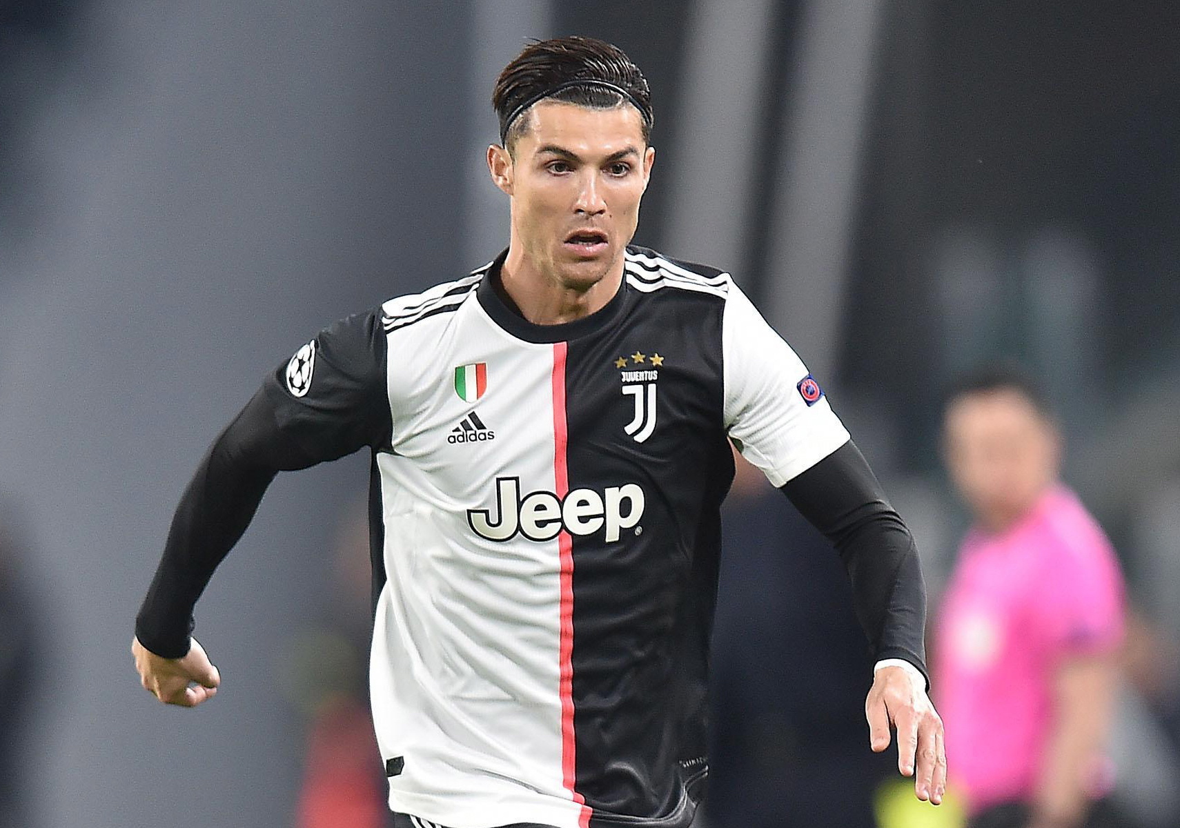 Juventus ganha, Ronaldo ‘bisa’ e já lá vão quatro jogos consecutivos a marcar