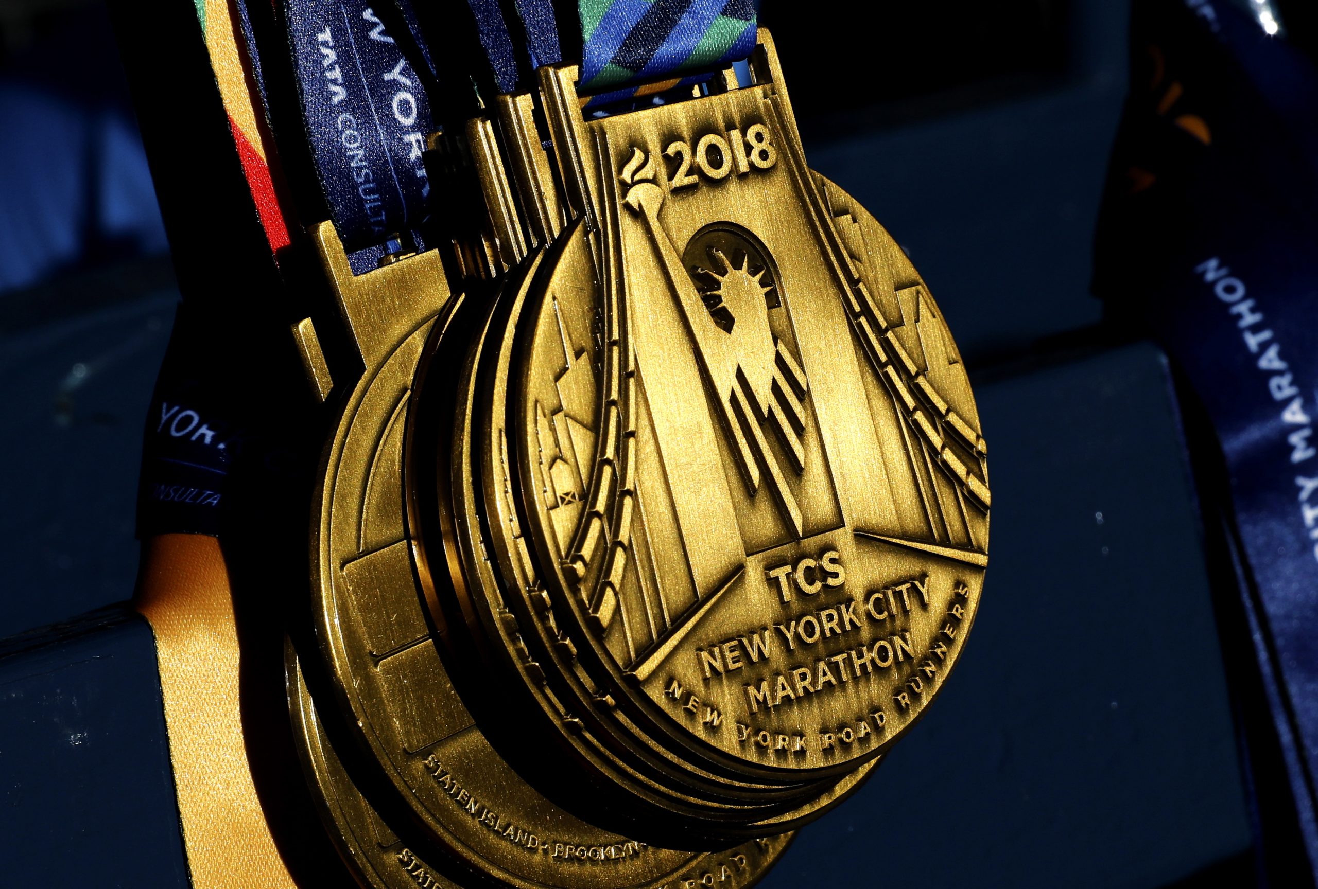Mary Keitany e Lelisa Desisa vencem Maratona de Nova Iorque