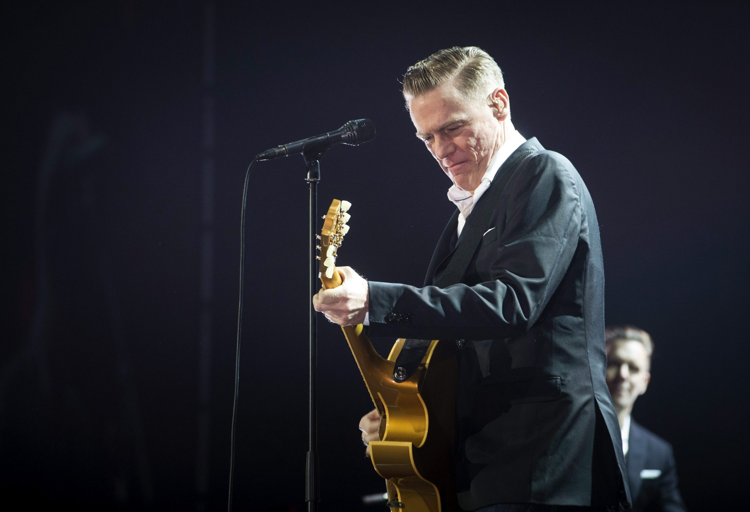 Bryan Adams estreia-se no palco principal e abre o primeiro de três dias do MEO Marés Vivas
