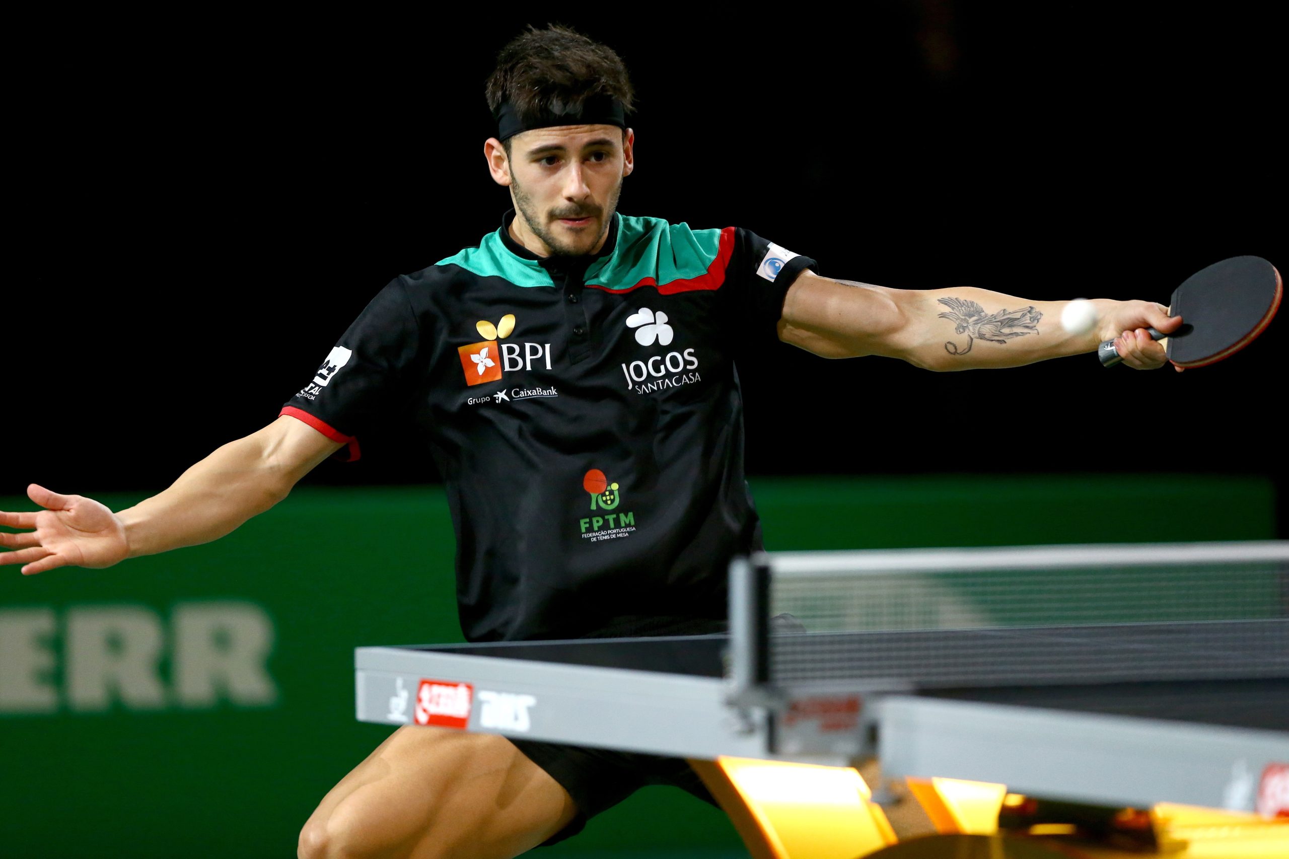João Geraldo eliminado nos ‘oitavos’ do WTT Feeder de Otocec de ténis de mesa