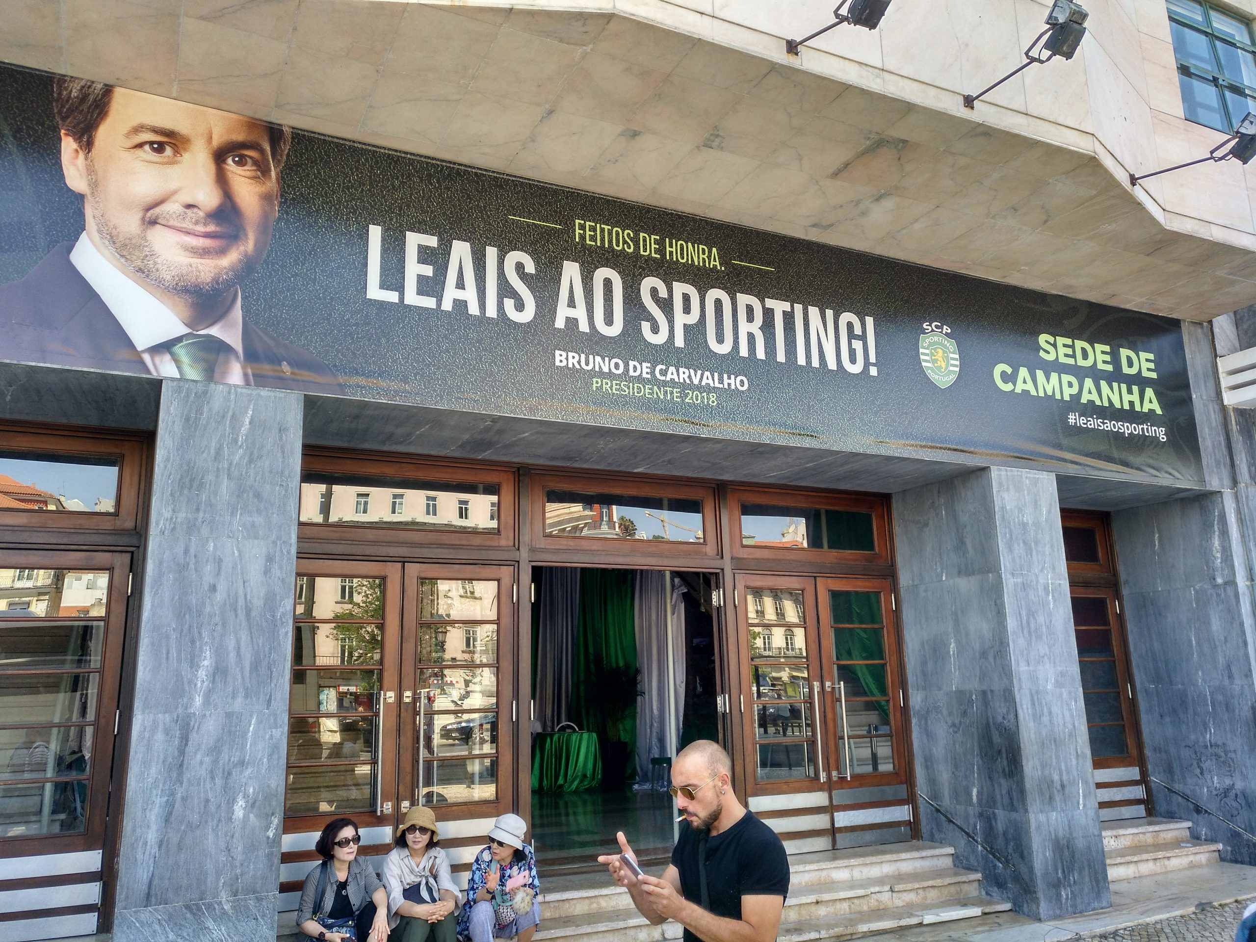 Sporting: Movimento que apoia Bruno de Carvalho pretende impugnar eleições