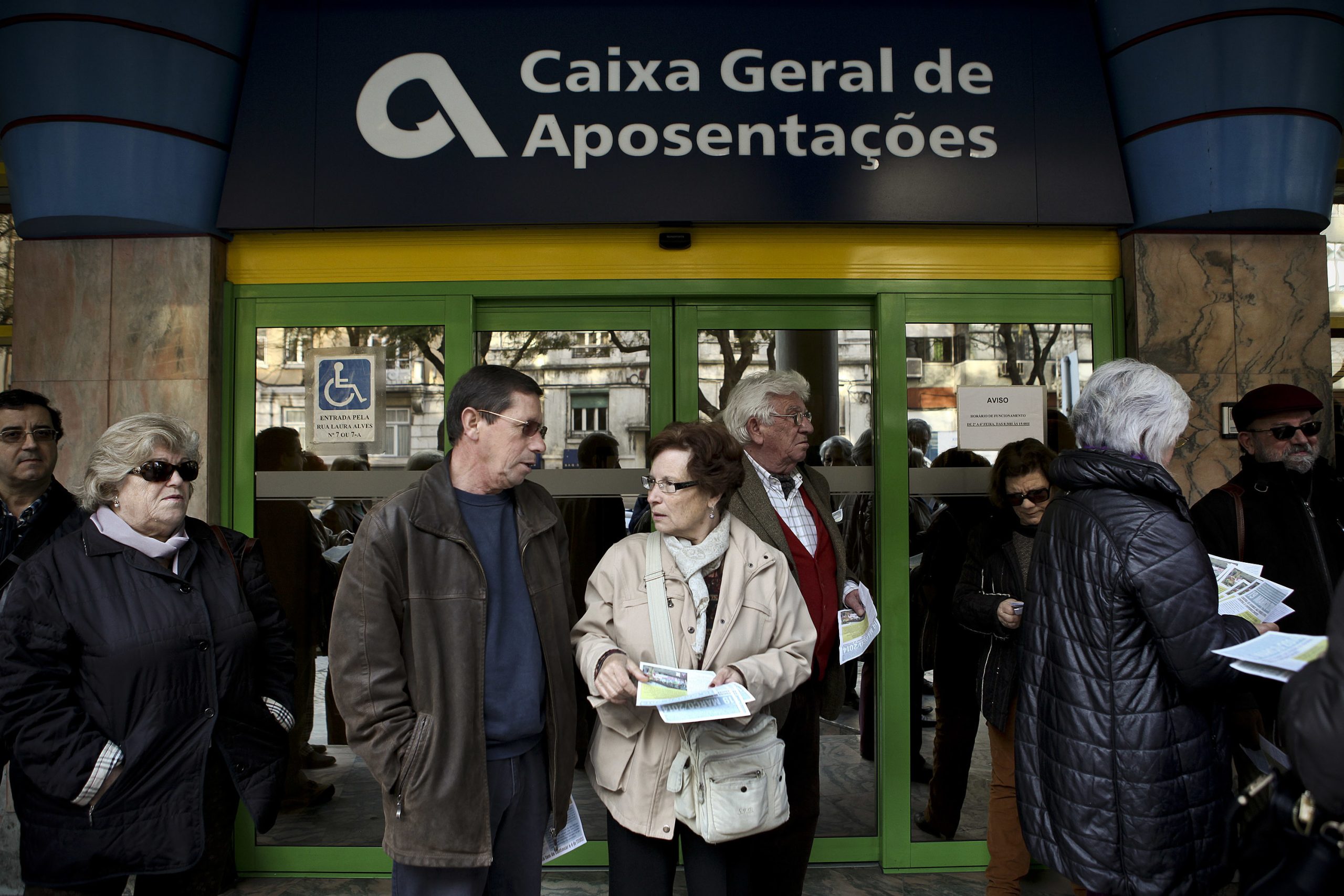 Sindicato anuncia vitória em tribunal na luta pela reinscrição dos docentes na CGA