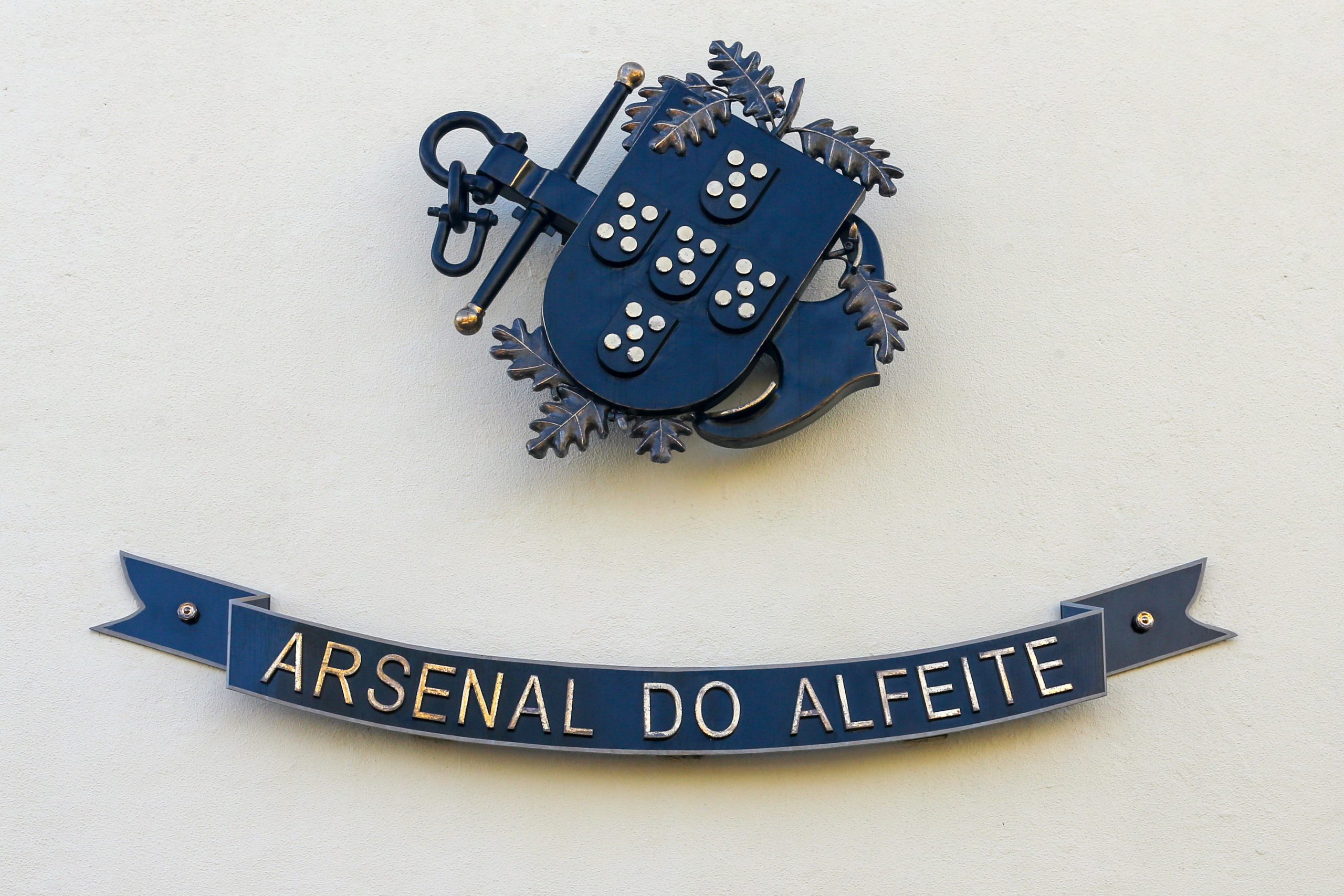 Arsenal do Alfeite tem “instalações e equipamentos com muitos anos, com problemas, quer de natureza funcional, quer ao nível da segurança”