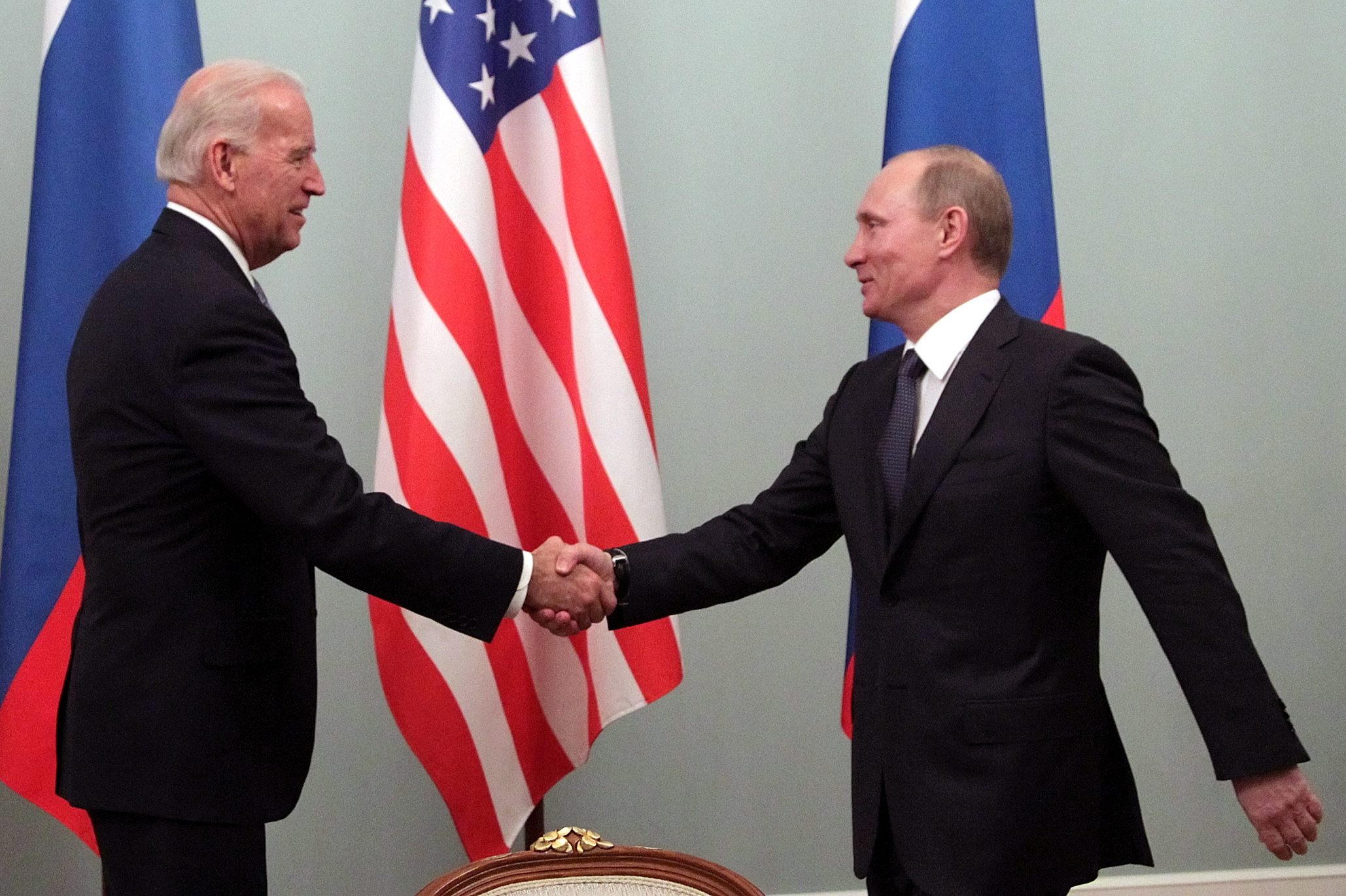 Putin espera que Biden seja menos impulsivo do que Trump (um homem “talentoso” e “original”)