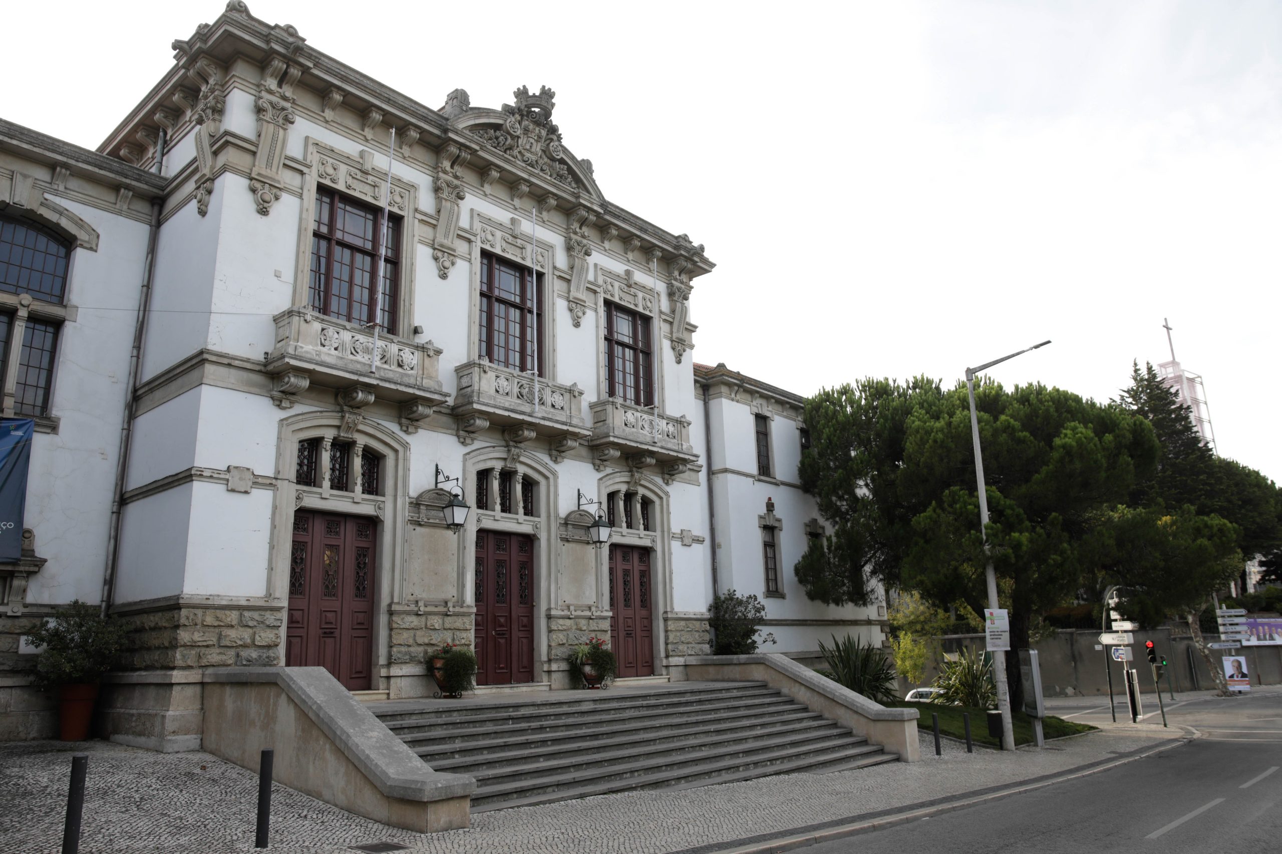 Vereadores do PSD acusam presidente da Câmara de Leiria de utilizar “dinheiros públicos” para “ato de eleitoralismo”