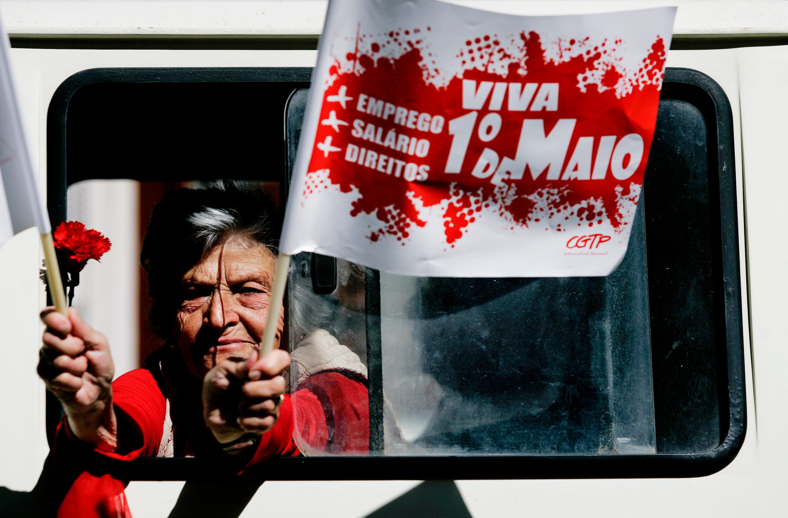 1º de Maio: Milhares de trabalhadores do comércio e serviços aderiram à greve de hoje