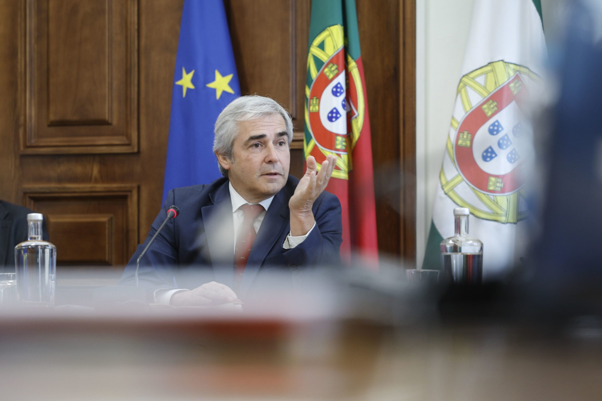 Ministro da Defesa acredita ter sido lapso alargamento das competências da GNR na lei que cria unidade da PSP