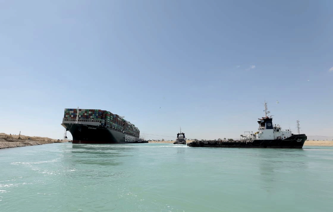 Egito inicia obras de ampliação do Canal do Suez após bloqueio pelo Ever Given