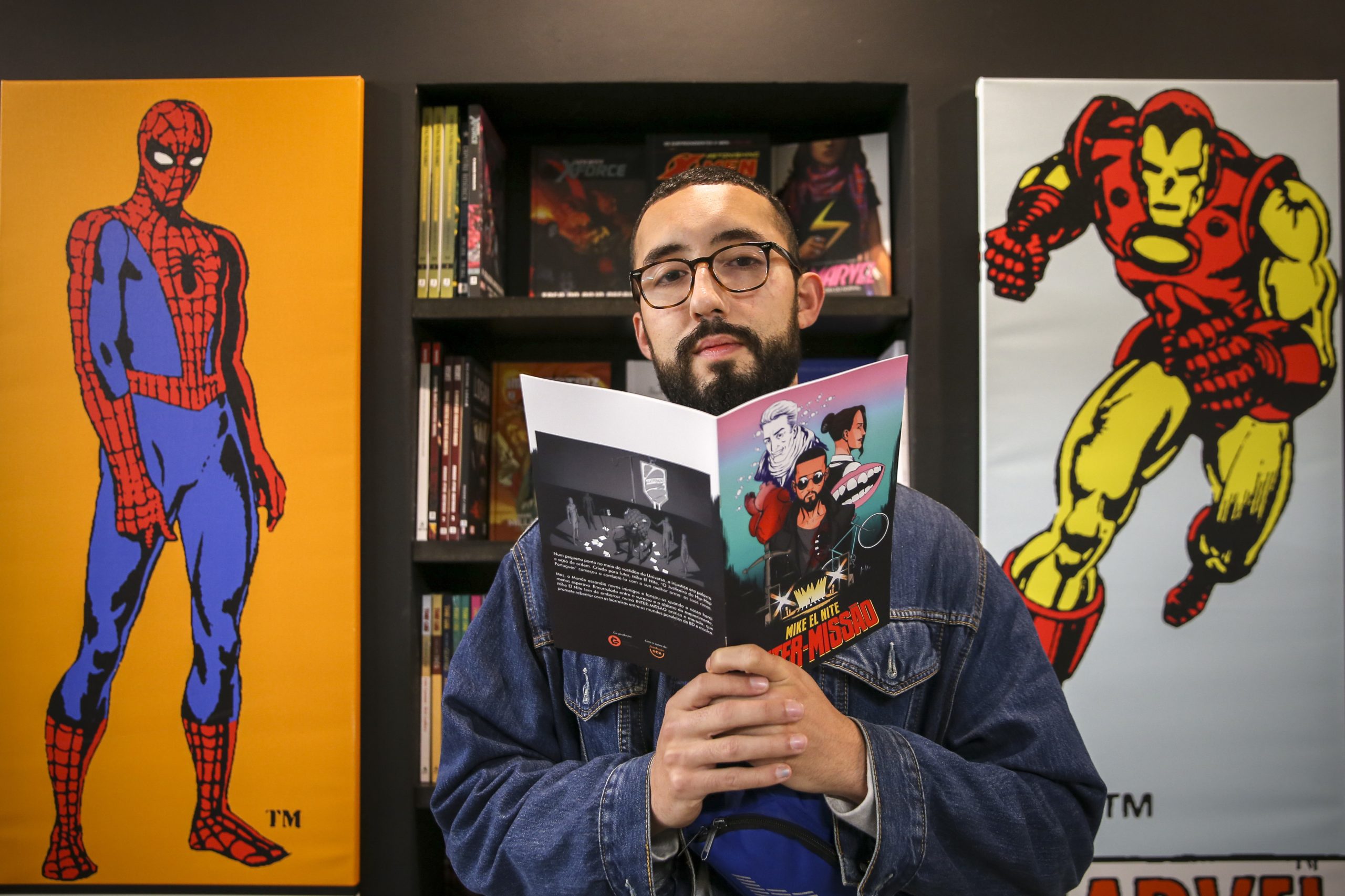 Mike El Nite edita na sexta-feira novo disco, que é também uma banda desenhada