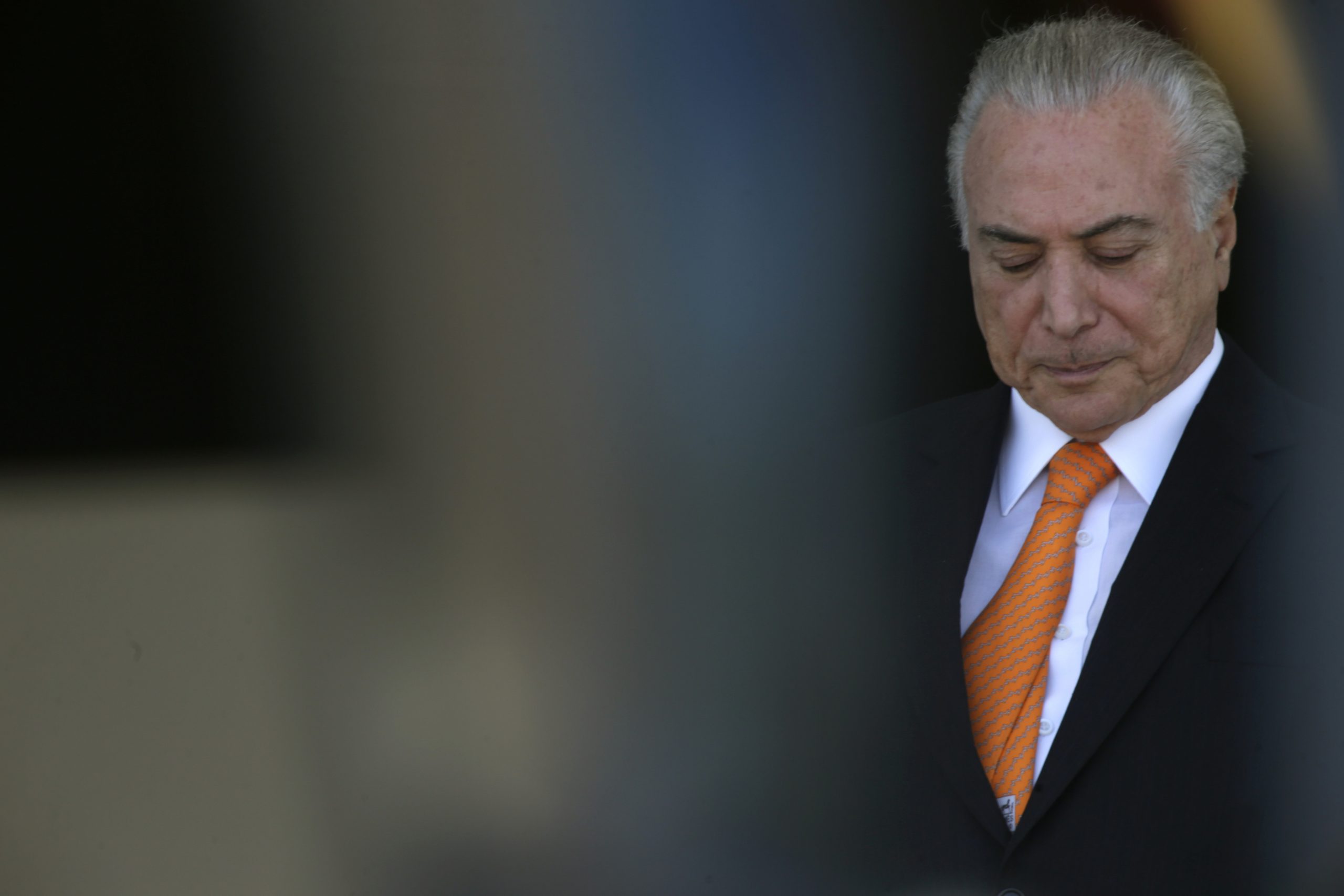 Presidente do Brasil admite desistir da reeleição para apoiar candidato do centro