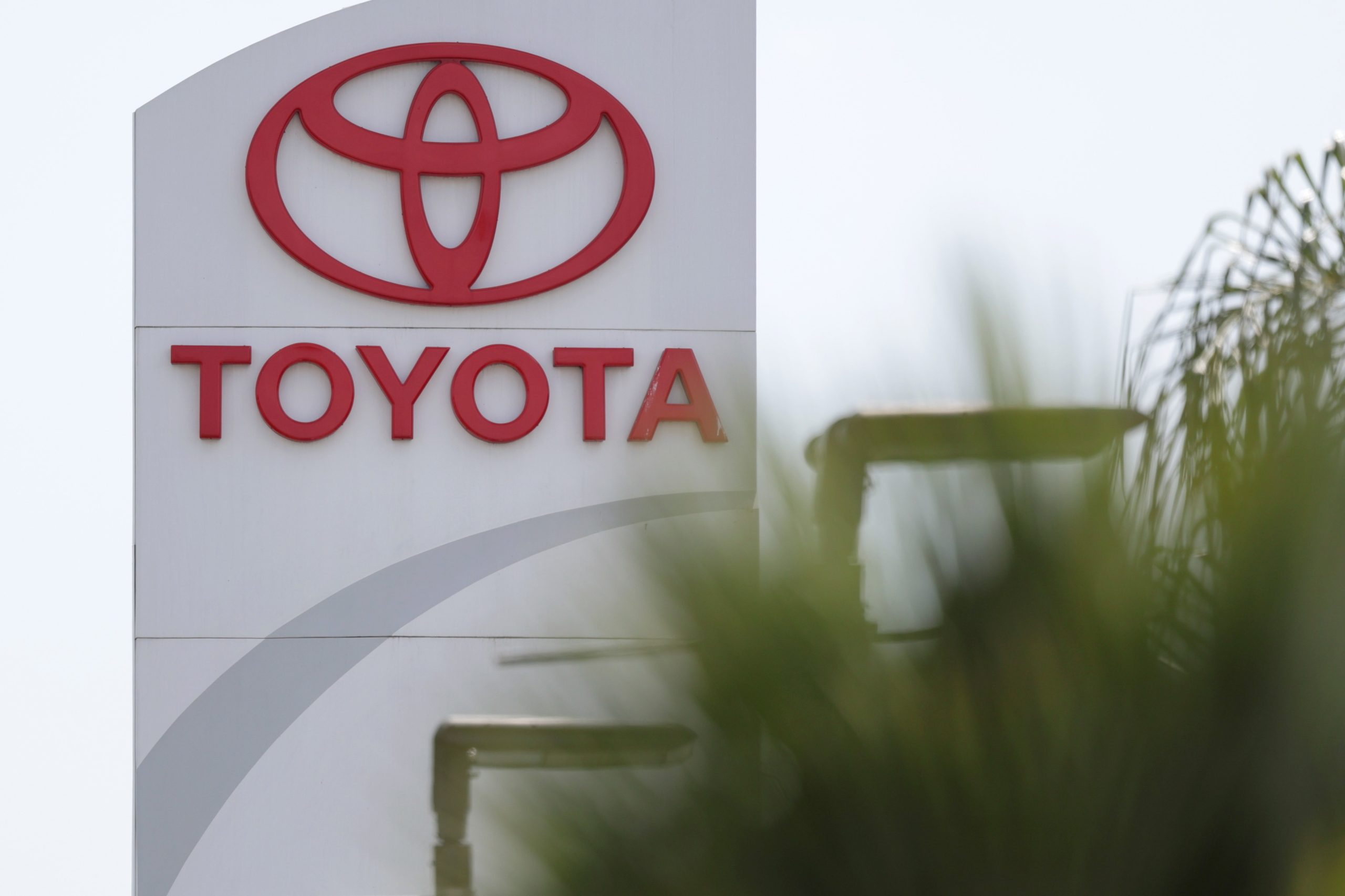 Toyota vai abrir fábrica de carros elétricos com capital totalmente estrangeiro em Xangai