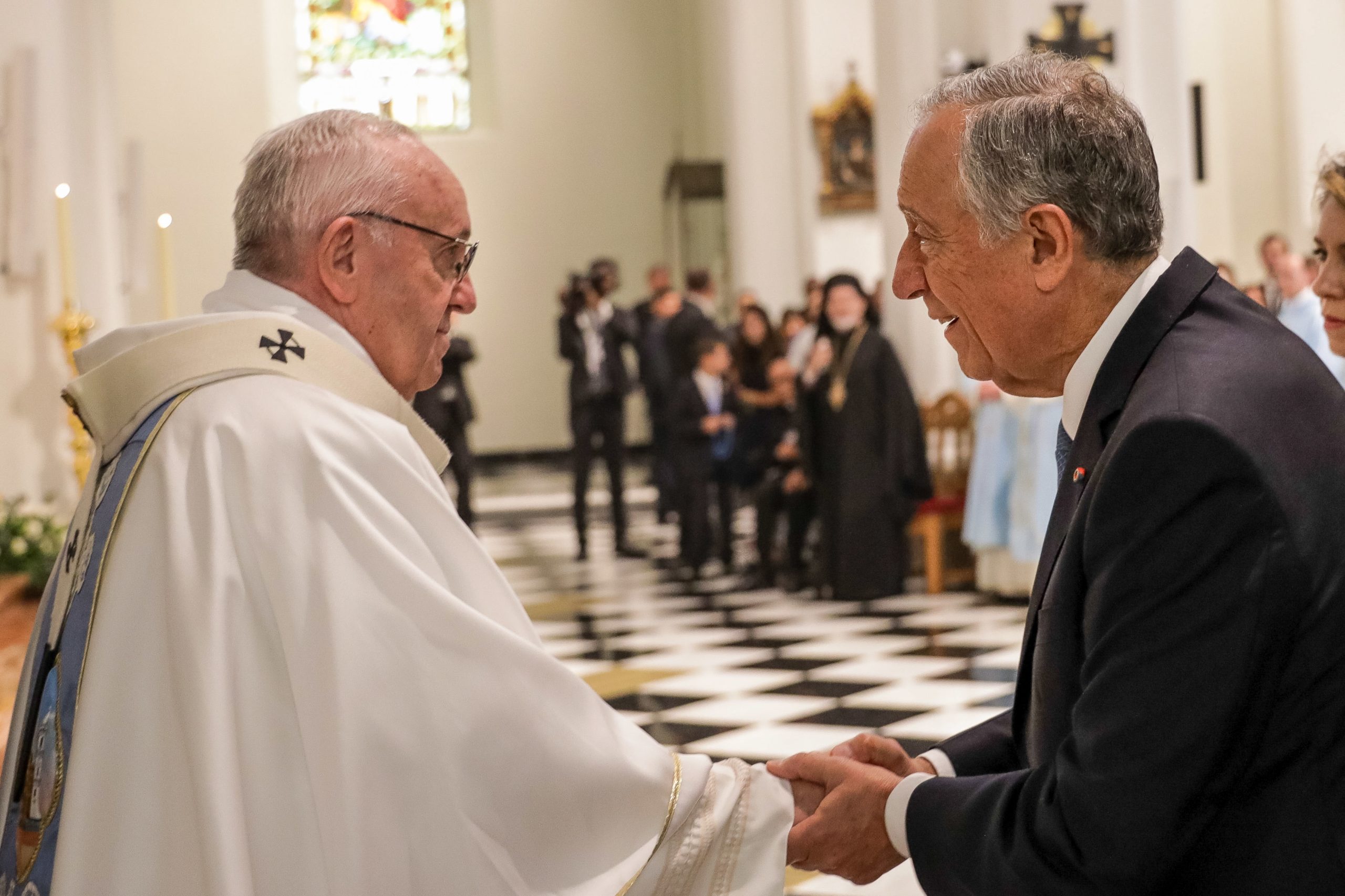 Marcelo conversou com Papa durante missa na Cidade do Panamá