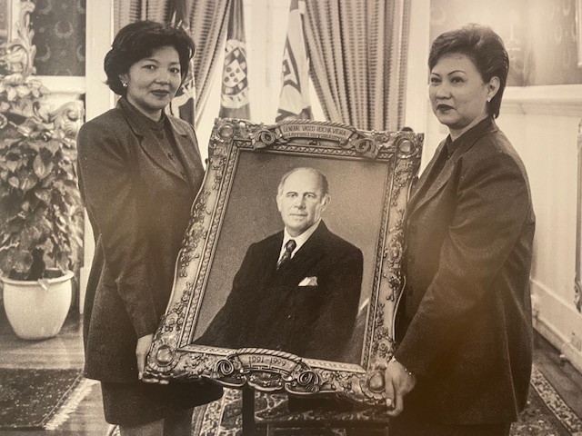 Rocha Vieira: fotografias e um quadro do último governador de Macau
