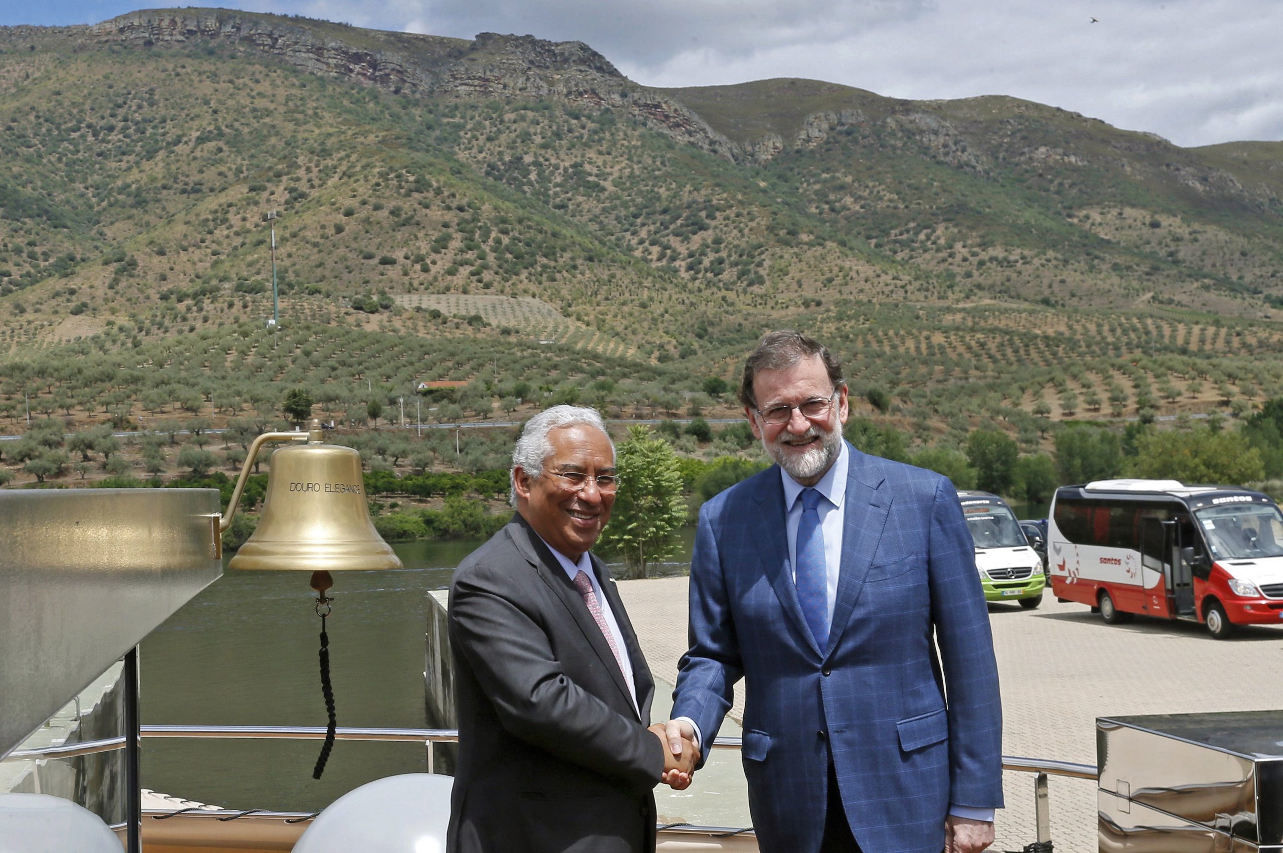 Cimeira Ibérica: PSD exige explicação por exclusão da linha do Douro das conclusões