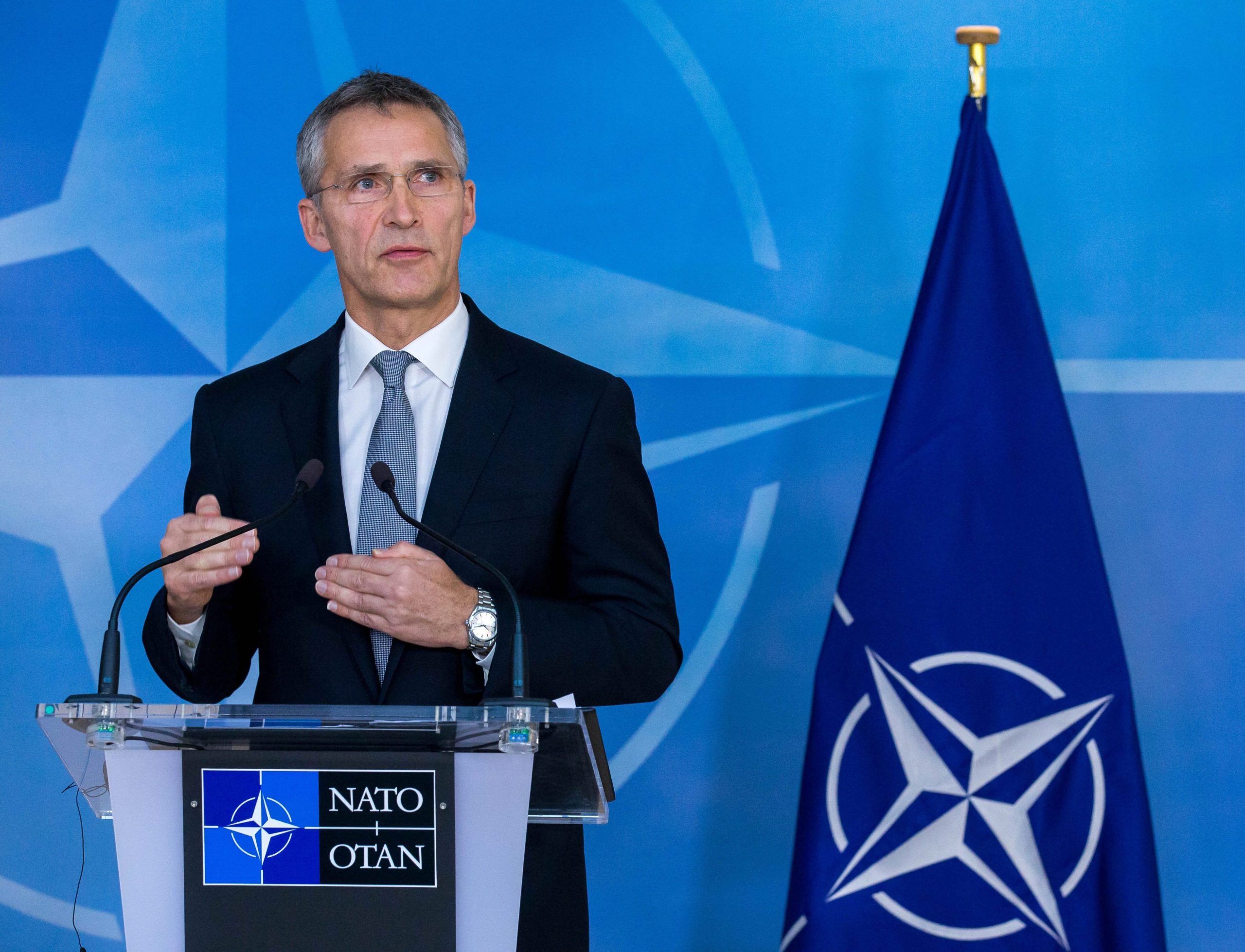 Membros da NATO investem mais em defesa, mas ainda não é suficiente